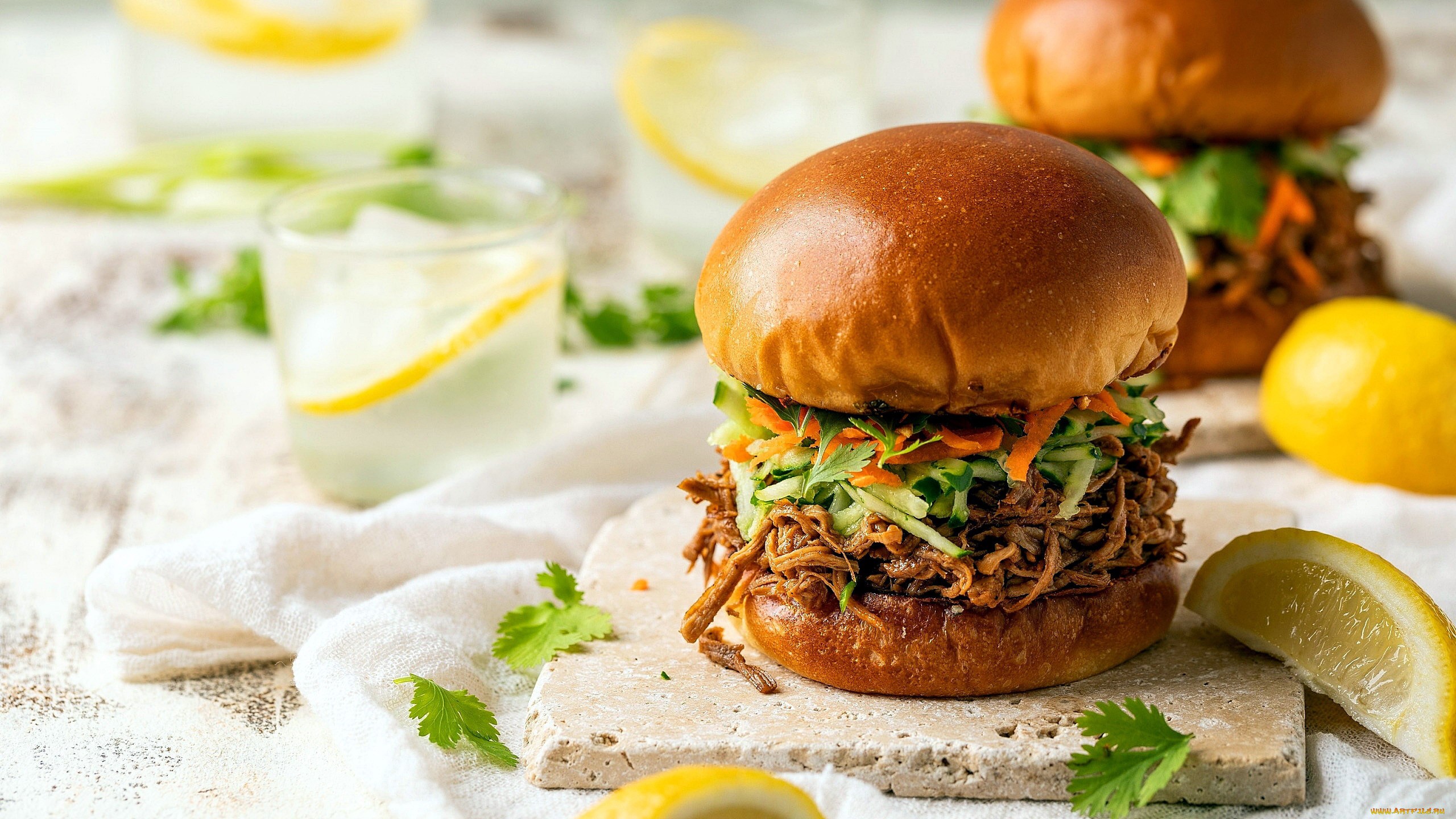Pulled Pork Sliders with Coleslaw and Lemonade HD Wallpaper