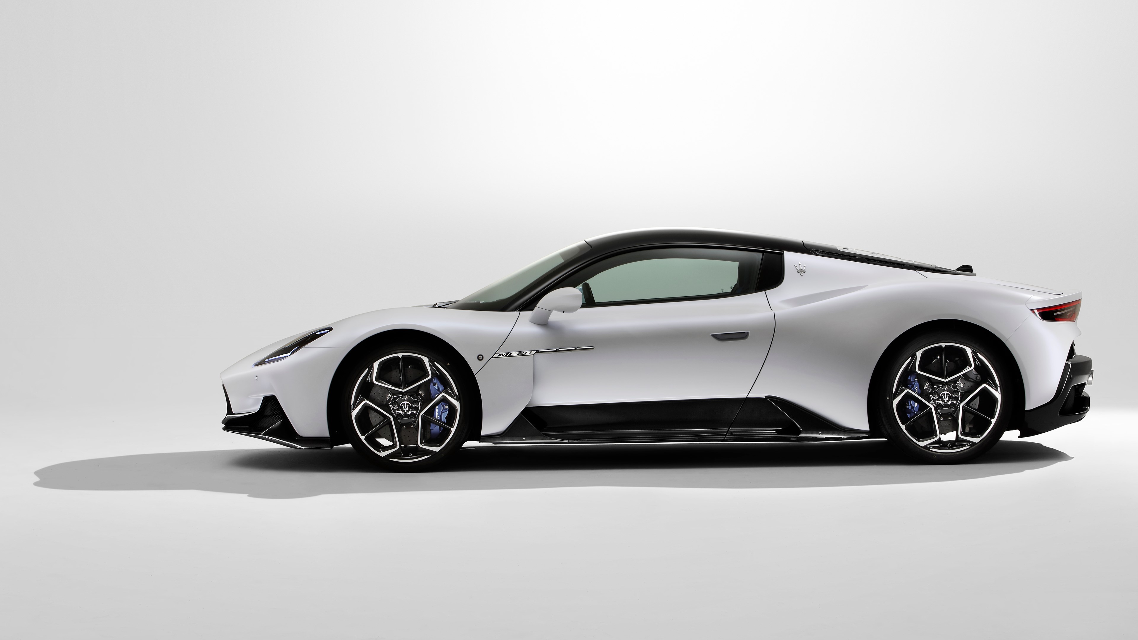 Maserati MC20 sports car HD Wallpaper
