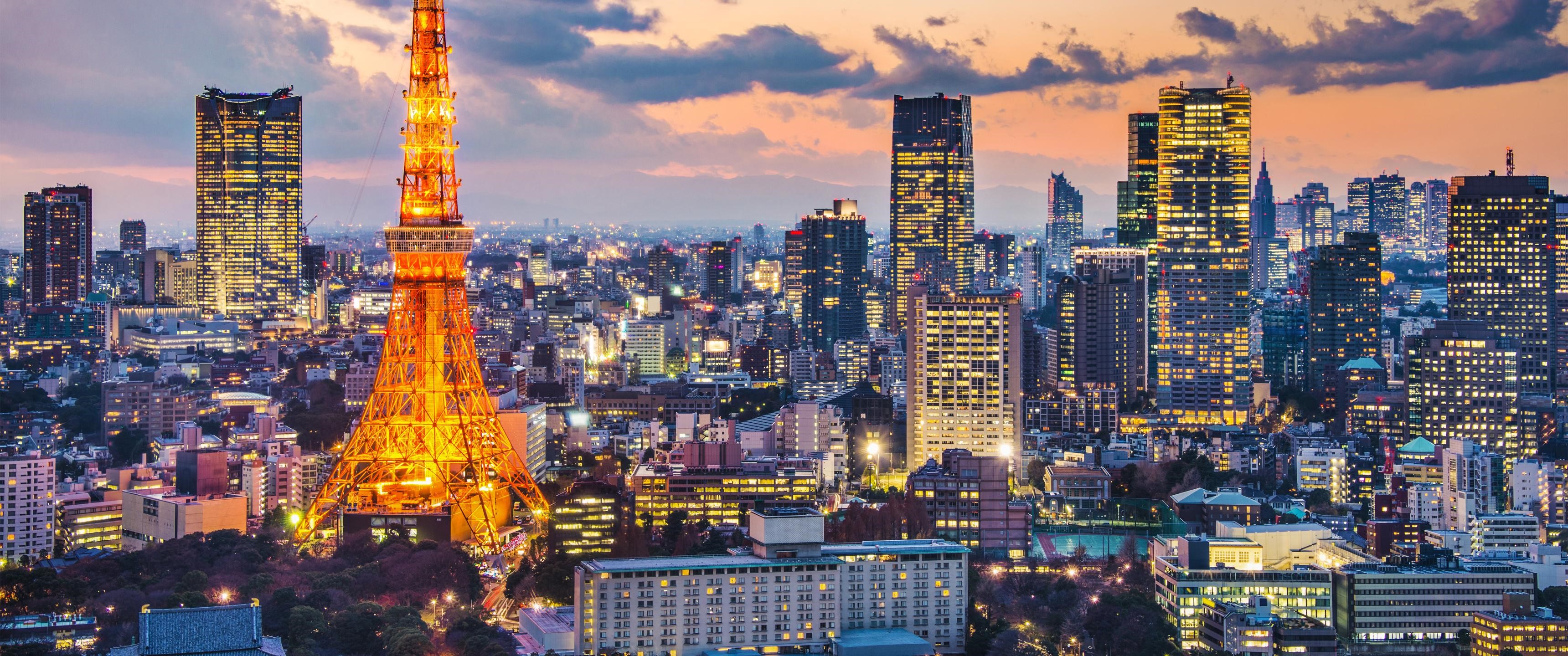 Tokyo Tower and cityscape at dusk HD Wallpaper