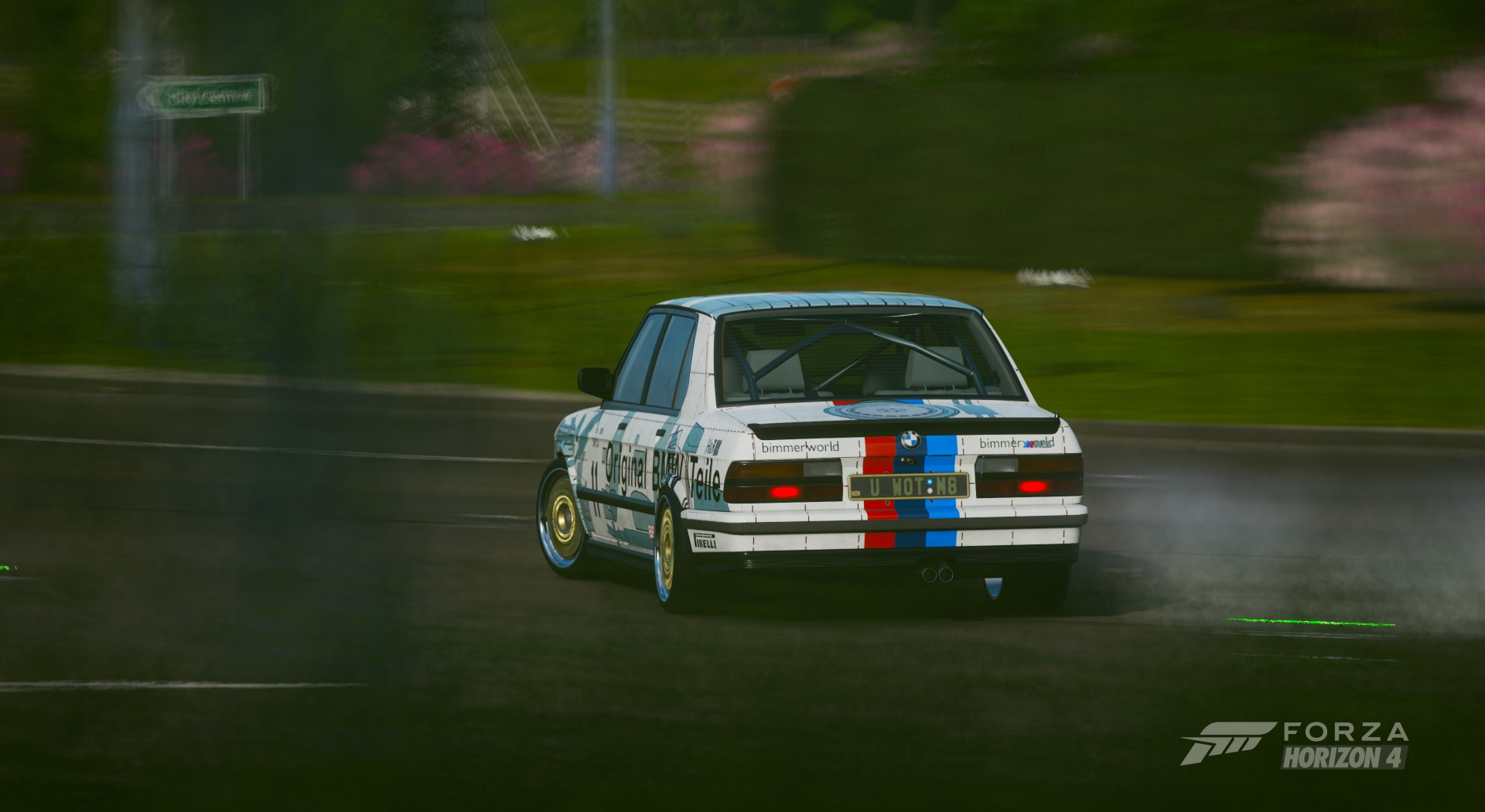 BMW M3 E30 drifting in Forza Horizon 4 HD Wallpaper