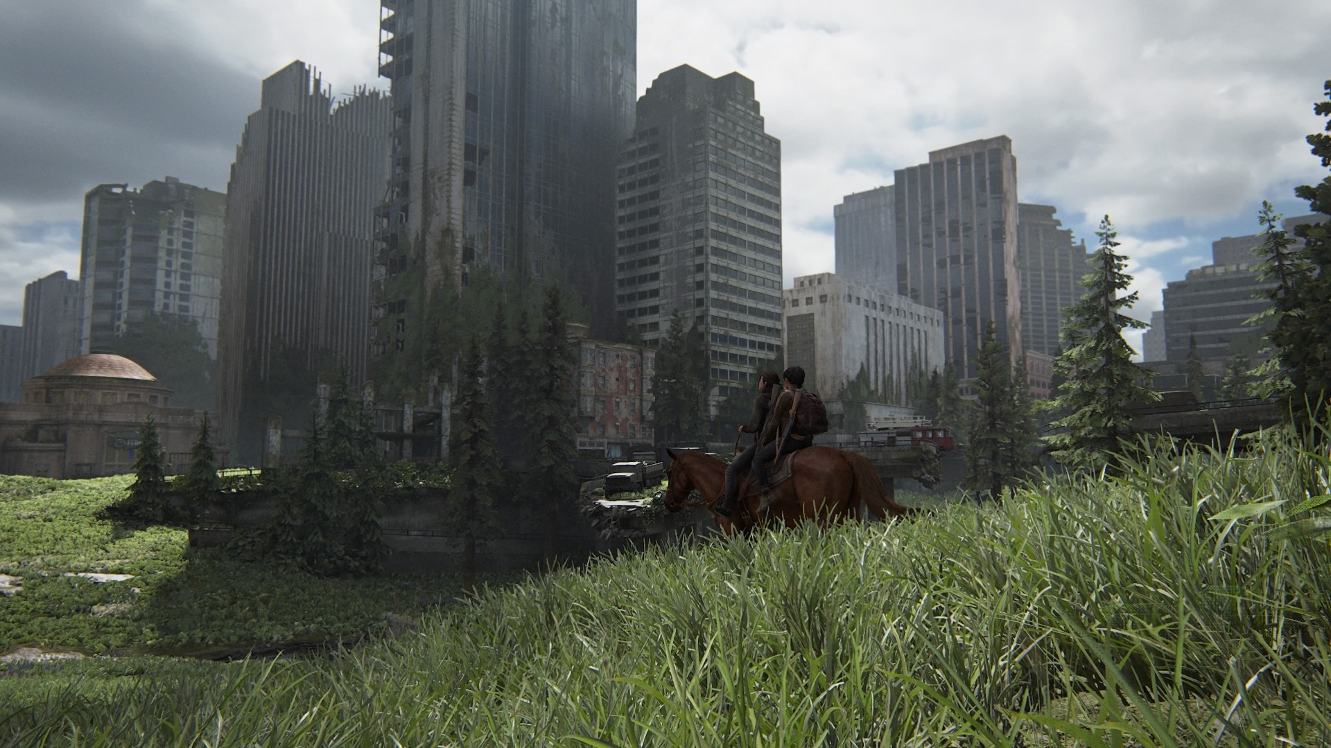 Ellie from The Last of Us 2 on horseback in a ruined city HD Wallpaper