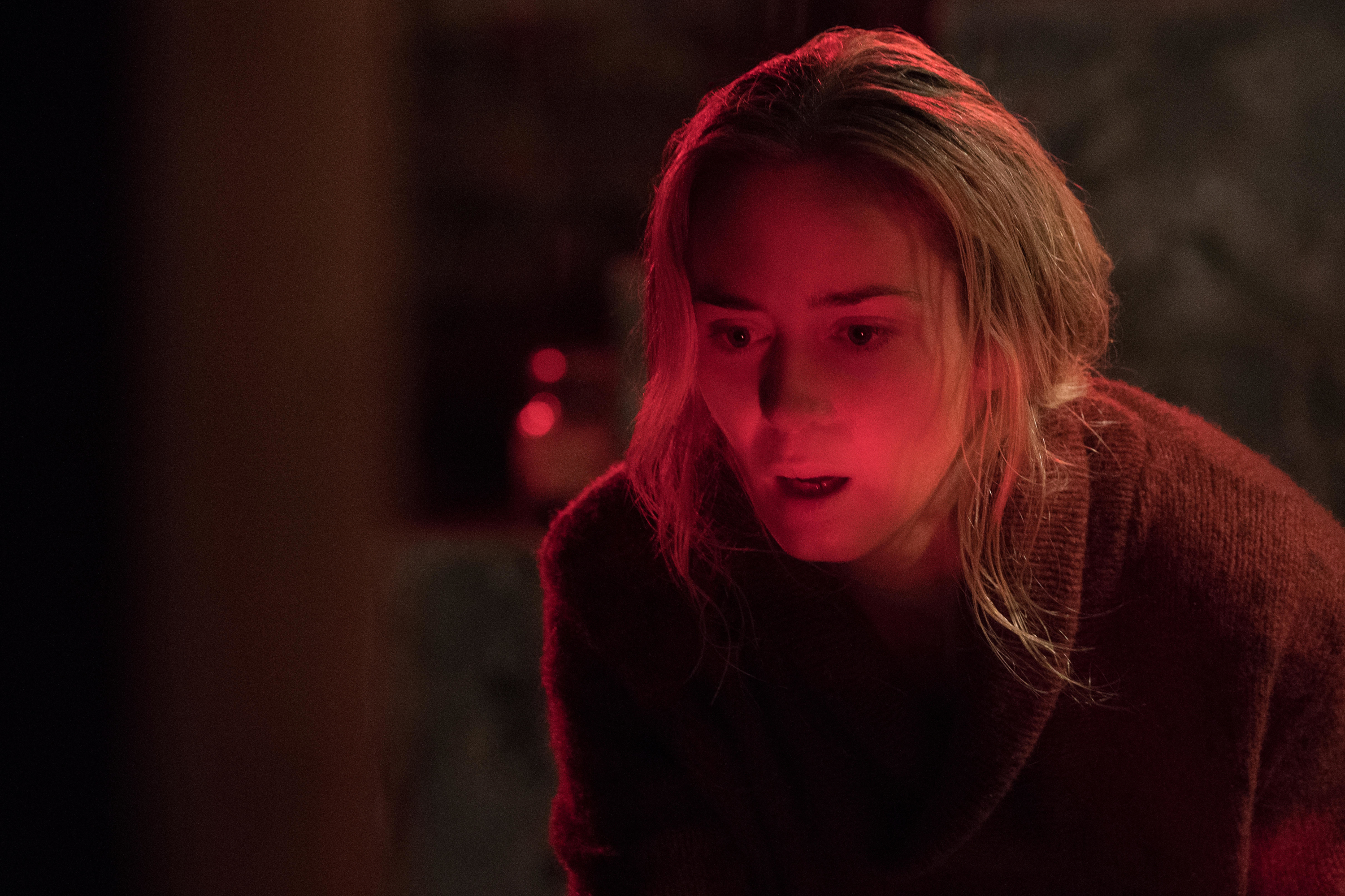 Evelyn Abbott in A Quiet Place HD Wallpaper