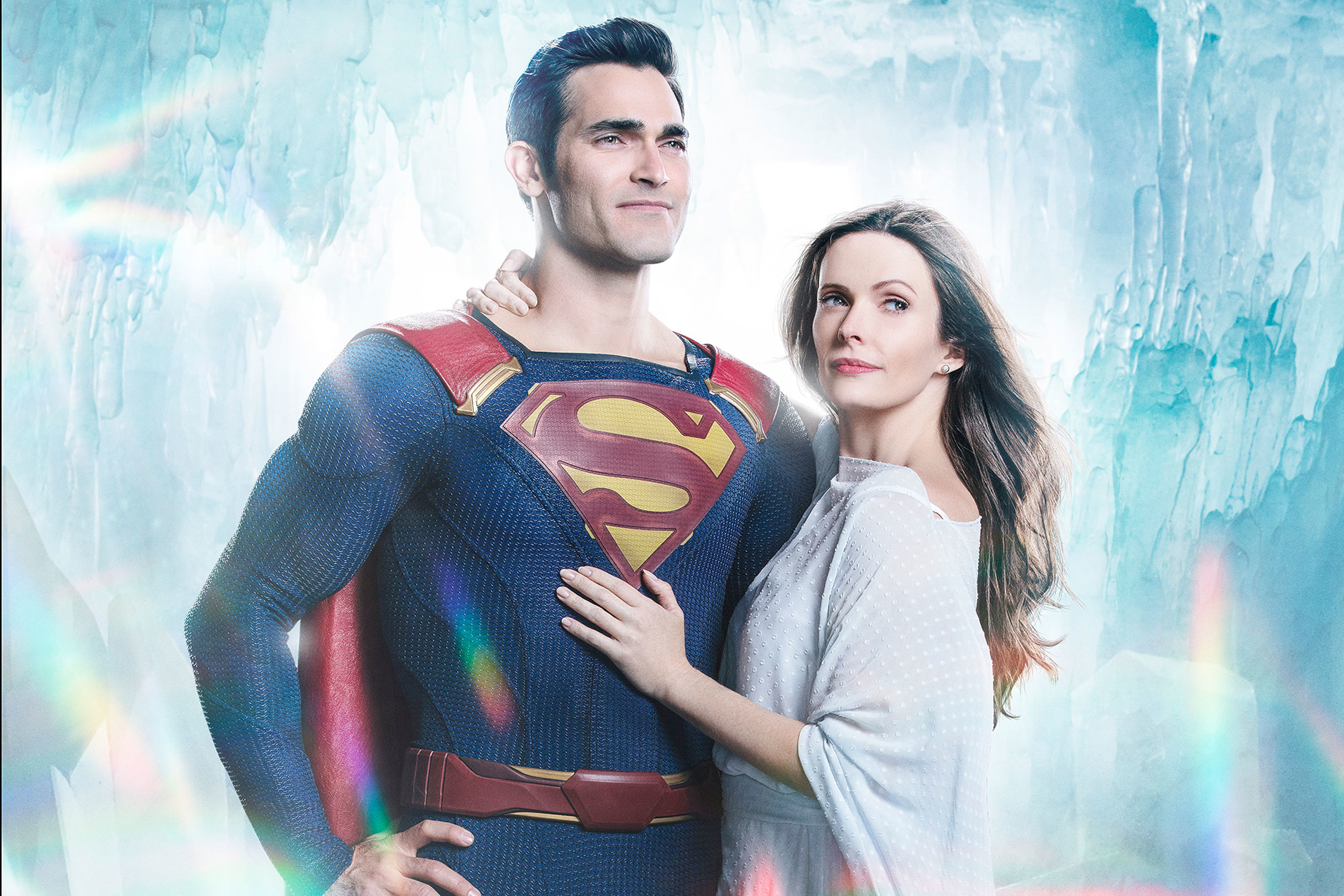 Superman and Lois Lane in an icy environment HD Wallpaper