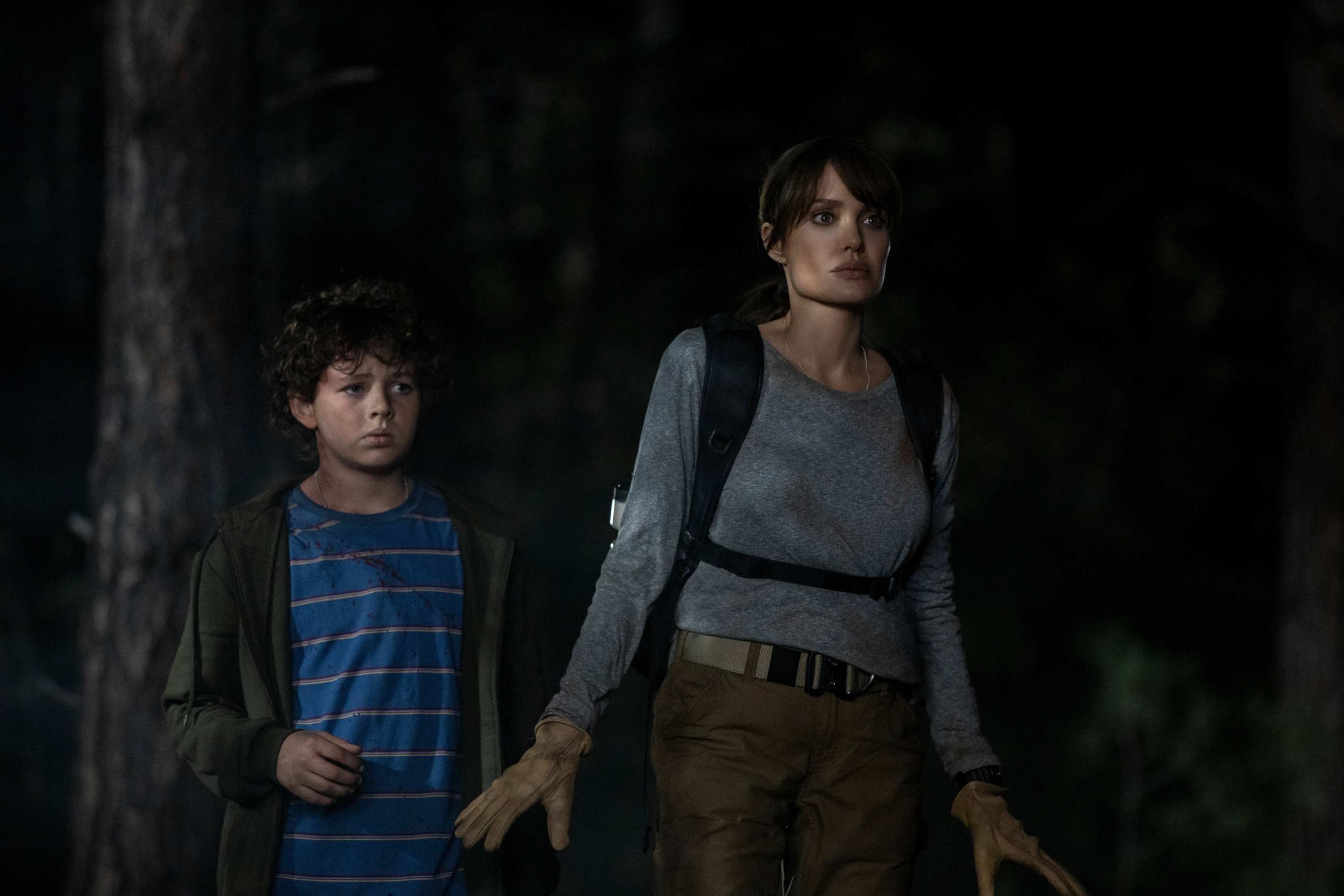 Angelina Jolie and Finn Little in Those Who Wish Me Dead HD Wallpaper