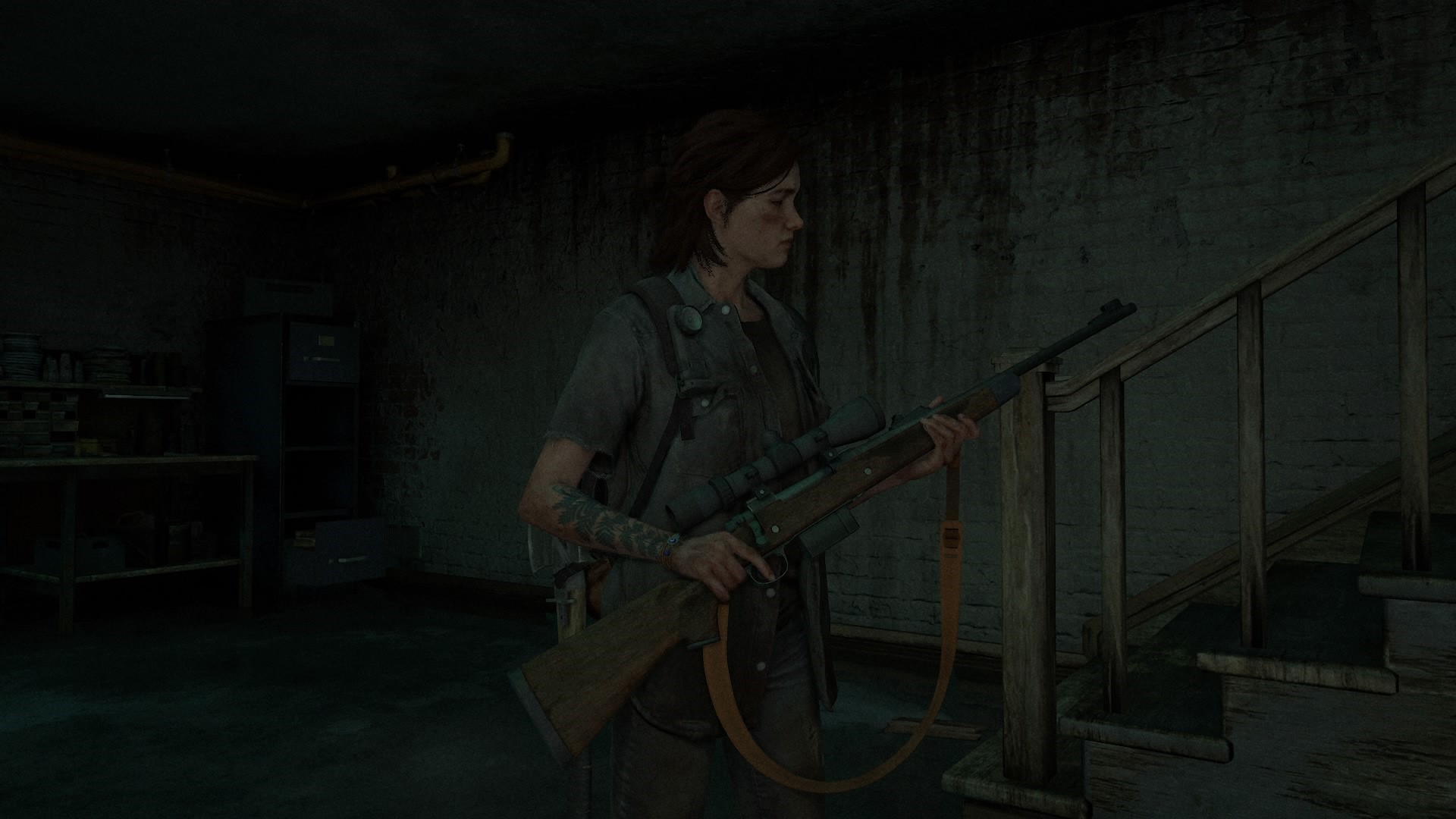 Ellie from The Last of Us holding a rifle HD Wallpaper
