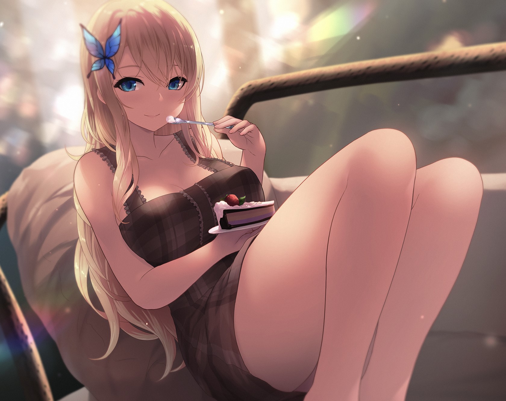 Sena Kashiwazaki from Boku wa Tomodachi ga Sukunai eating cake HD Wallpaper