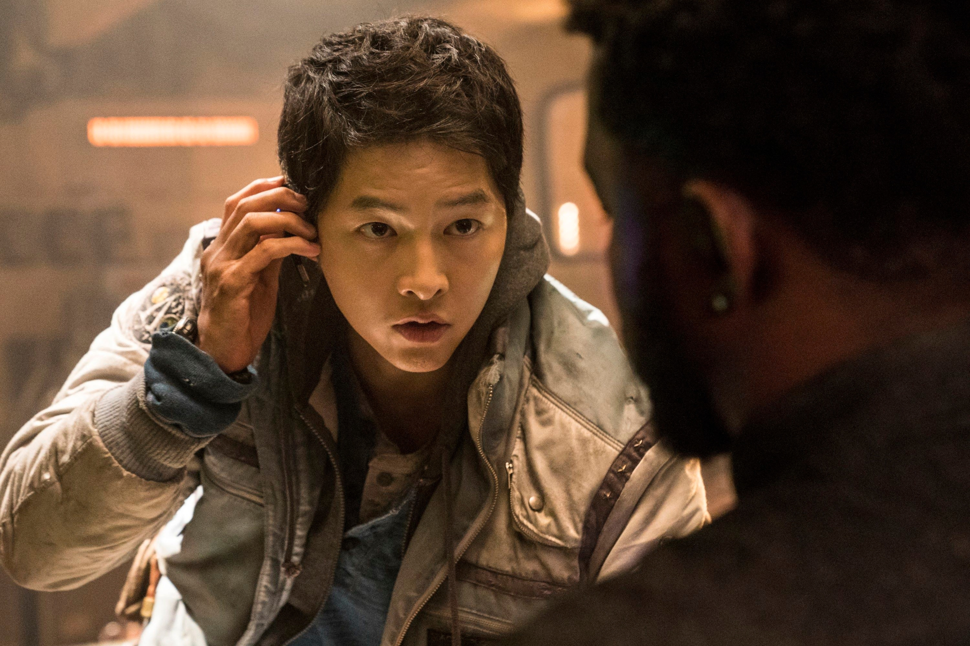 Song Joong-ki as Tae-ho in Space Sweepers HD Wallpaper