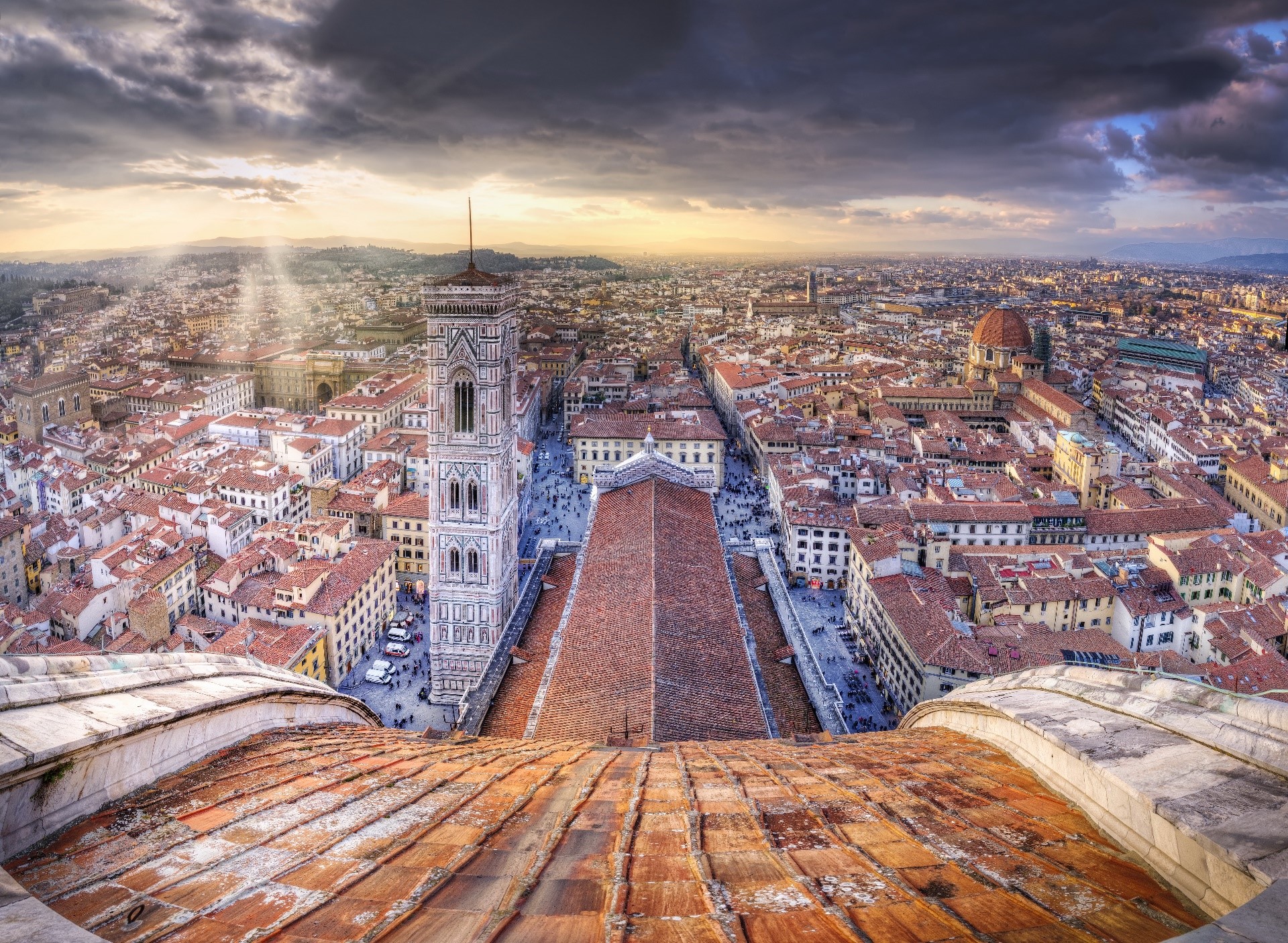 Florence cityscape with Duomo and Giotto's Campanile HD Wallpaper