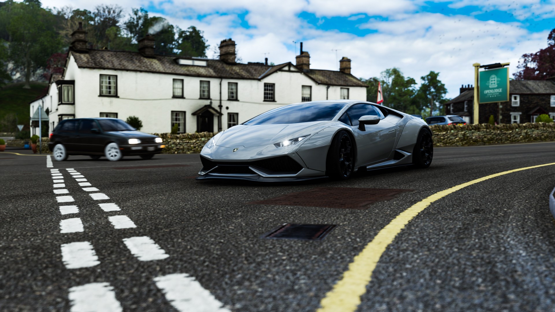 Lamborghini Huracan and Volkswagen Golf III in Forza Horizon 4 HD Wallpaper
