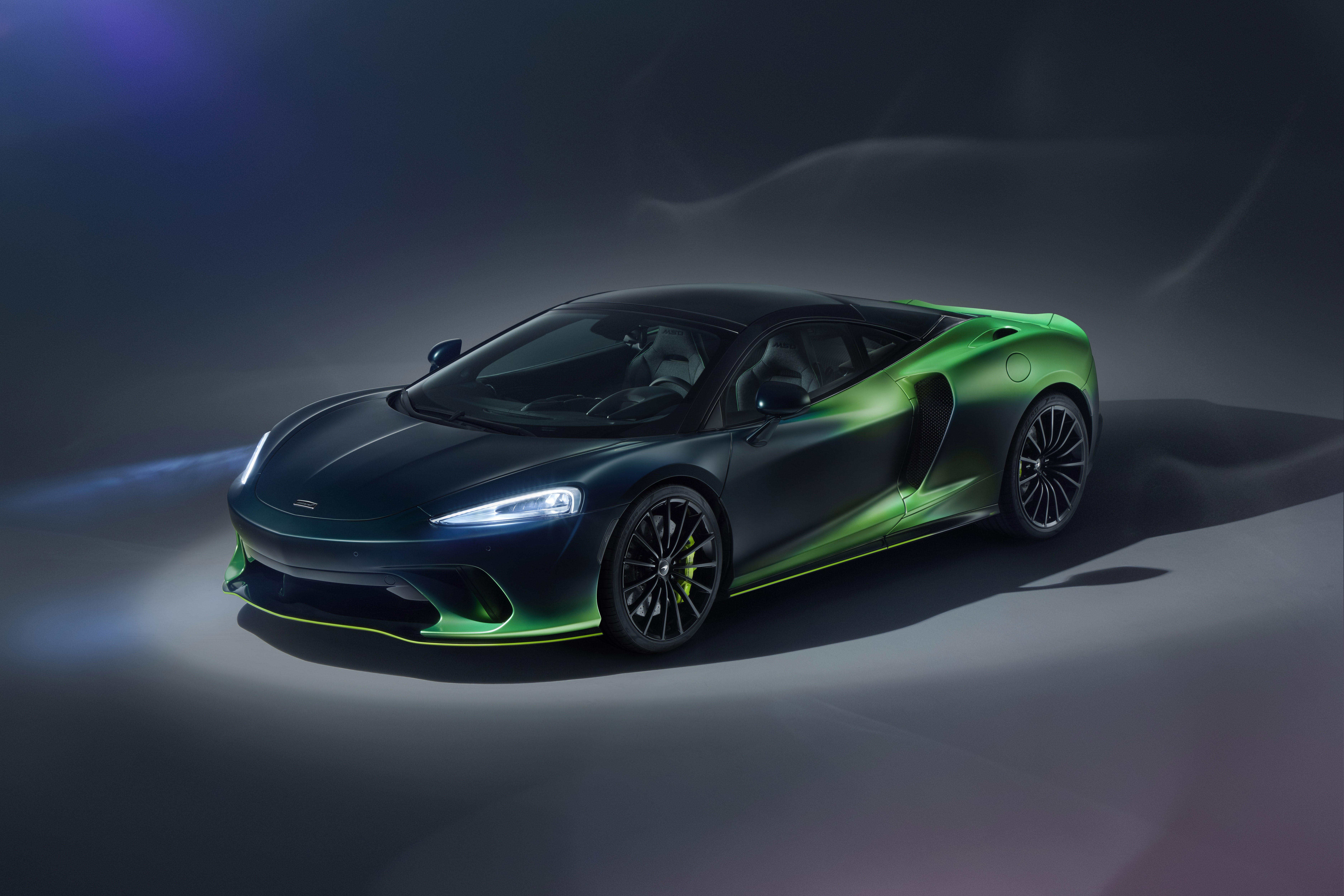 McLaren GT green supercar HD Wallpaper