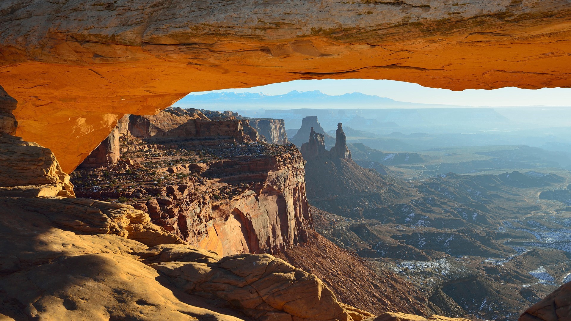 Mesa Arch at Canyonlands National Park, Utah HD Wallpaper