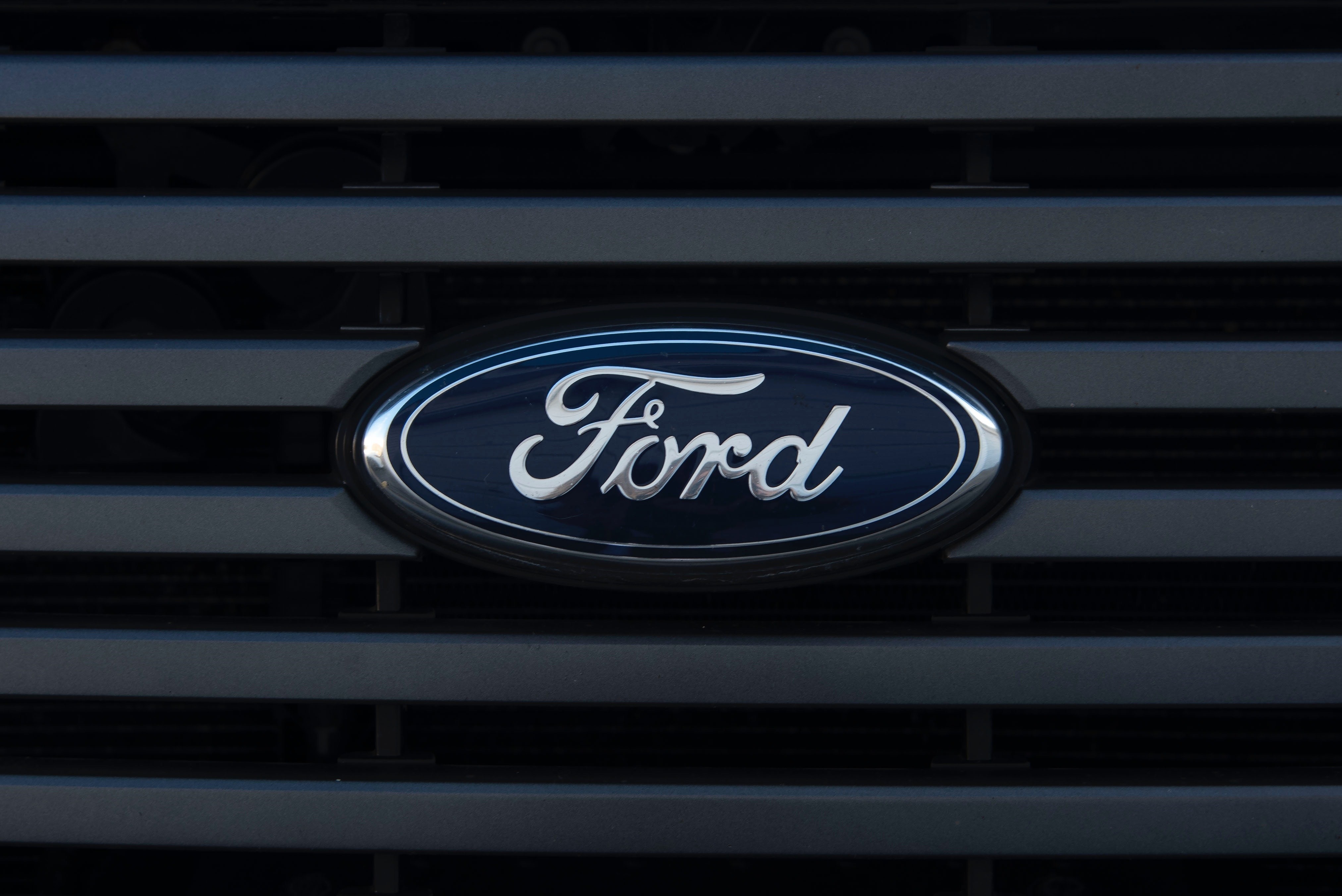 Ford Logo on Grille HD Wallpaper