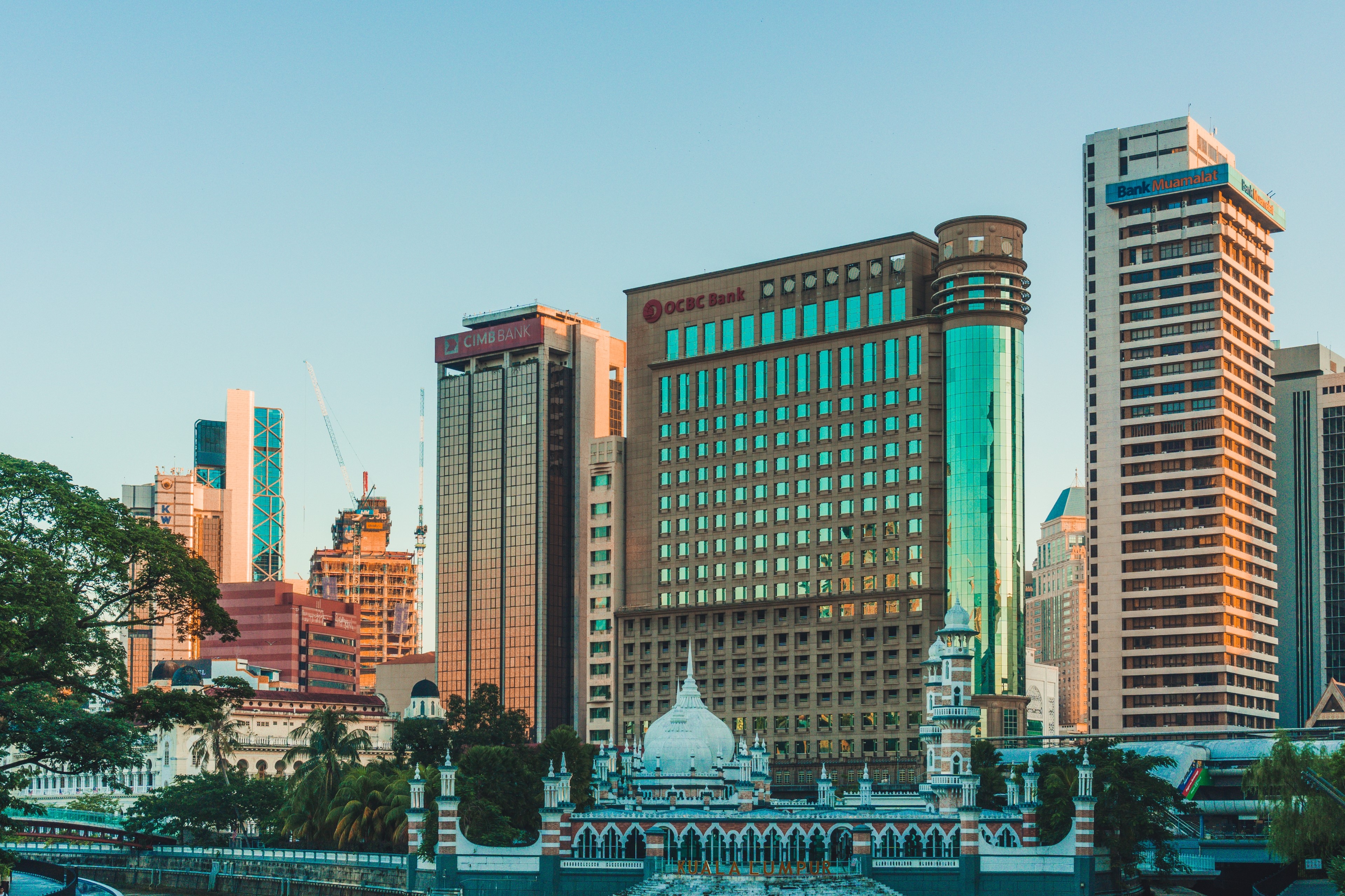 Kuala Lumpur Skyline with OCBC Bank and CIMB Bank Buildings HD Wallpaper