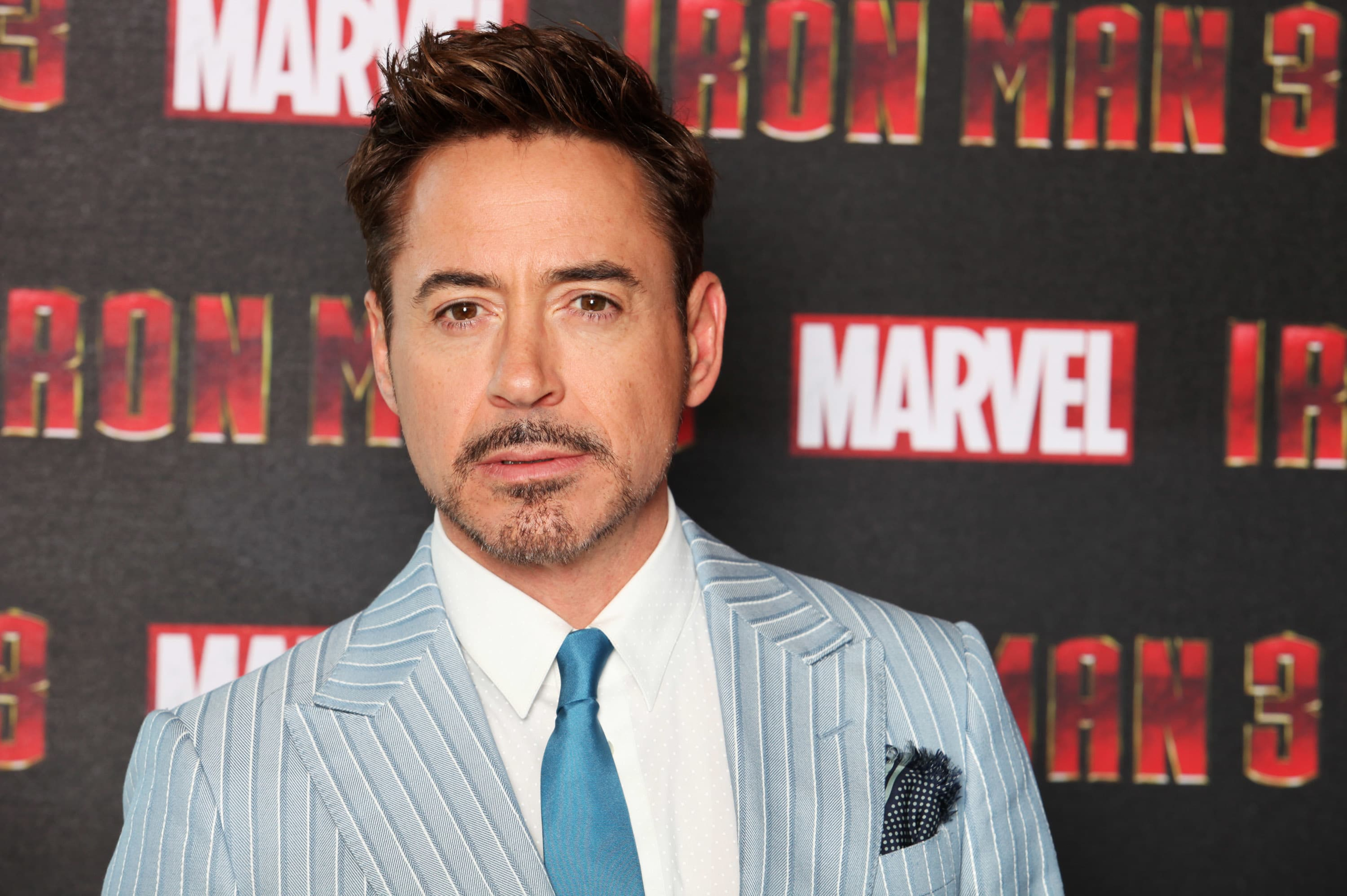 Robert Downey Jr. at Iron Man 3 premiere HD Wallpaper