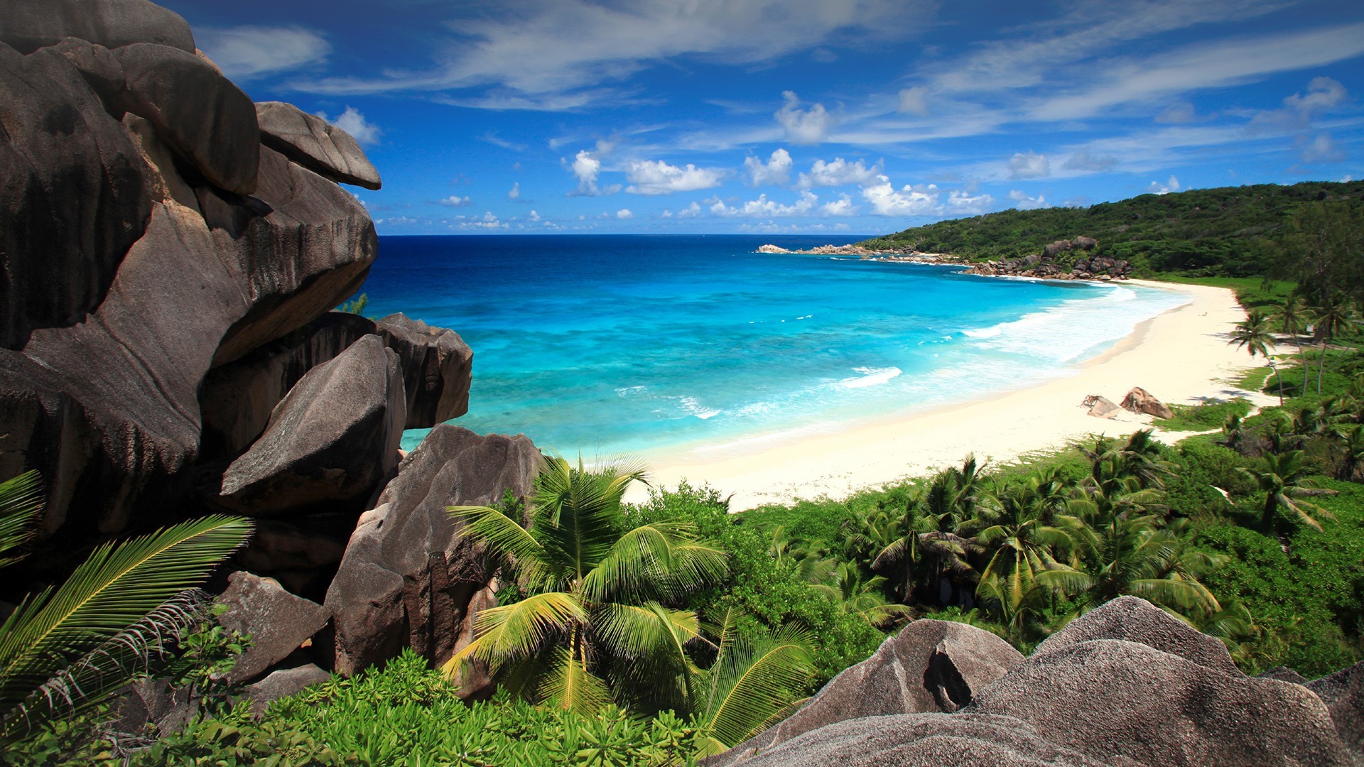Grand Anse Beach, Seychelles with granite boulders and turquoise water HD Wallpaper