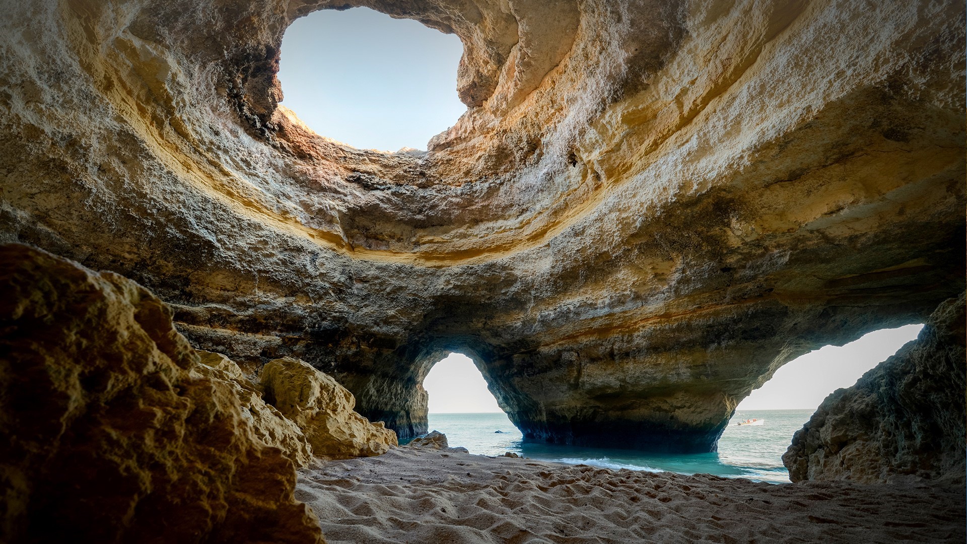 Cave opening to the ocean in Algarve, Portugal HD Wallpaper