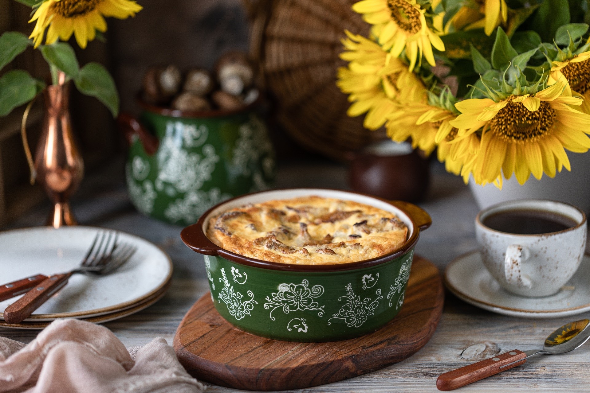 Mushroom quiche with sunflowers and coffee HD Wallpaper