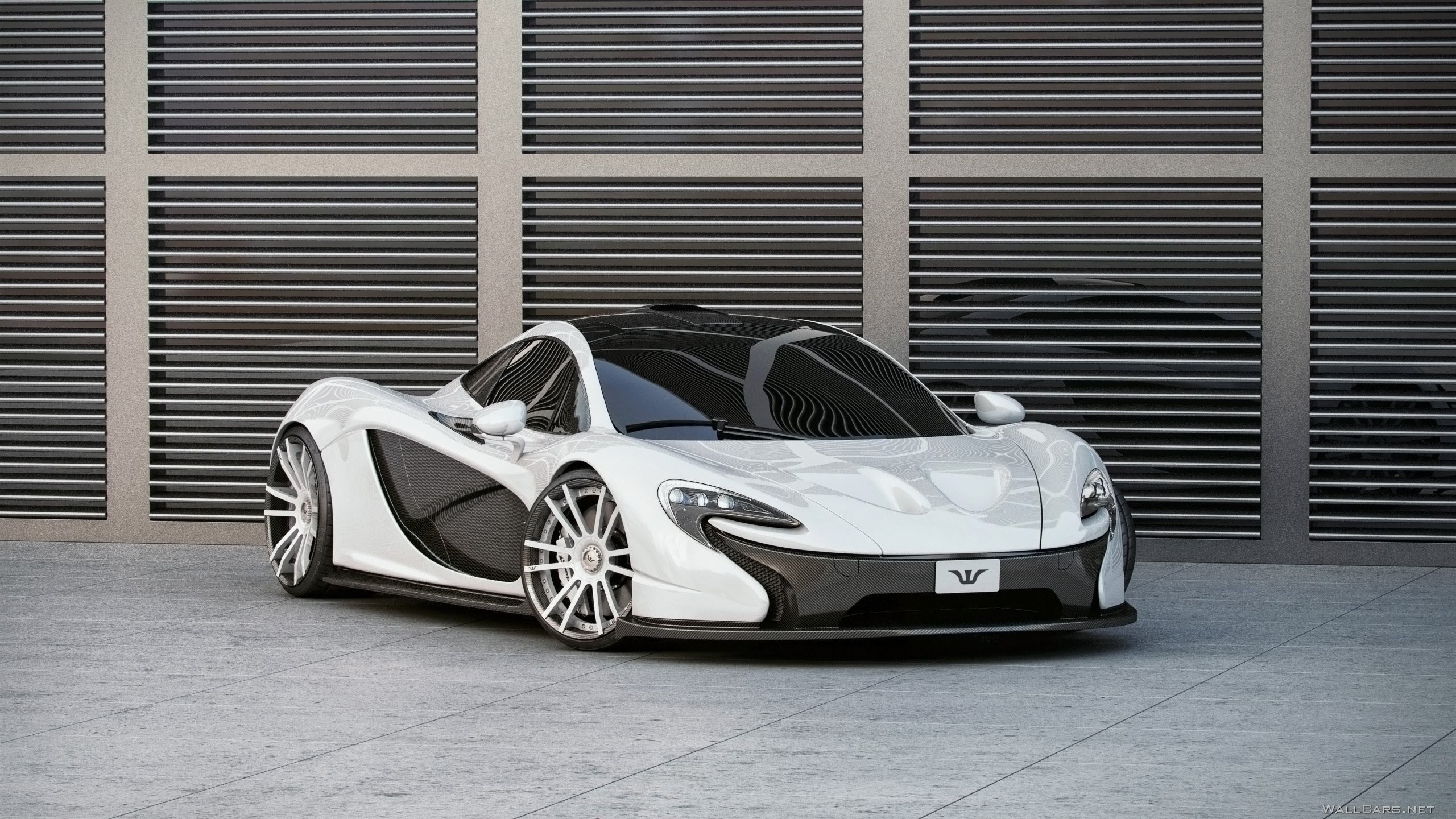 White McLaren P1 supercar HD Wallpaper