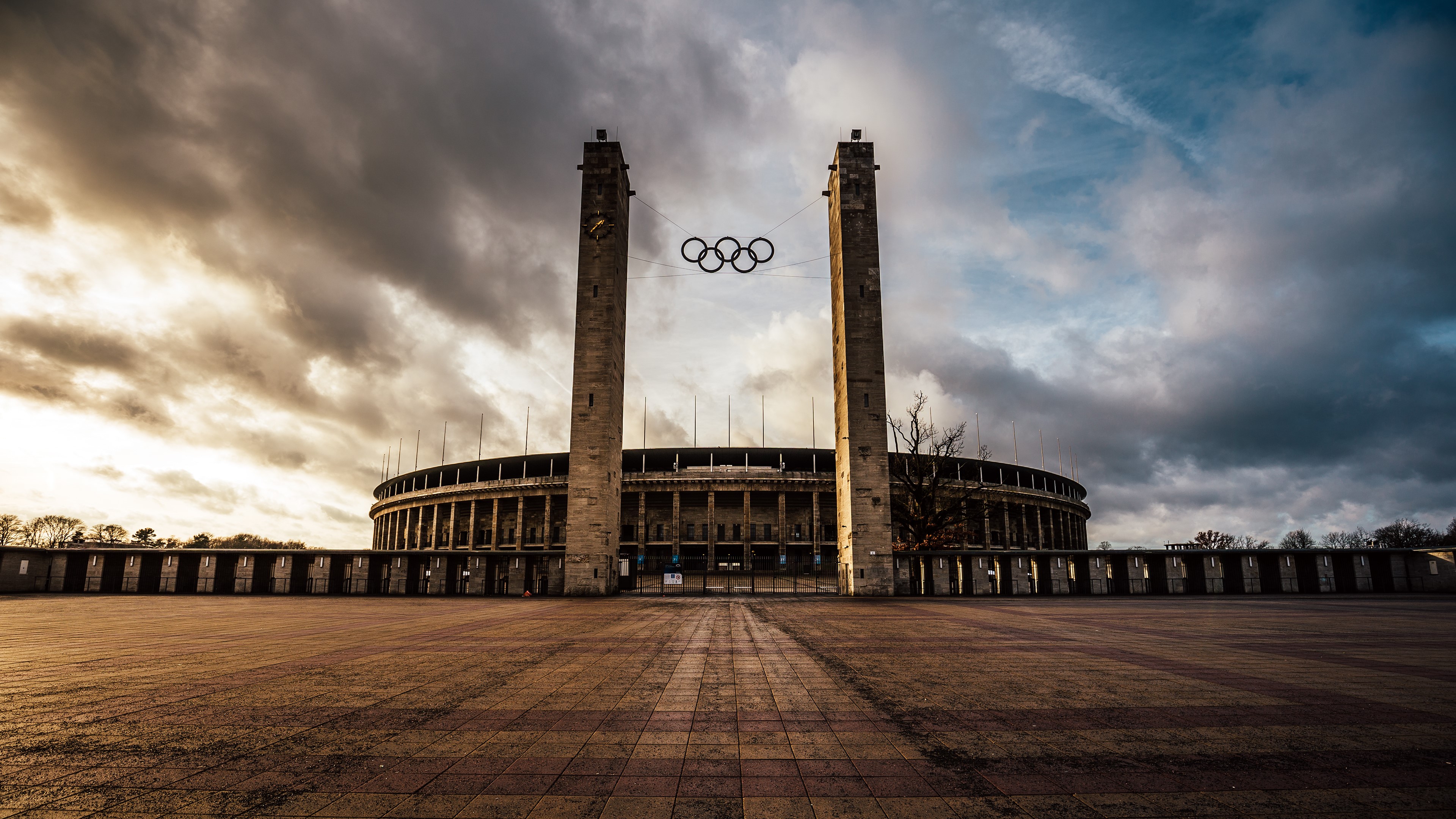 Olympics stadium in Germany with Olympic rings HD Wallpaper