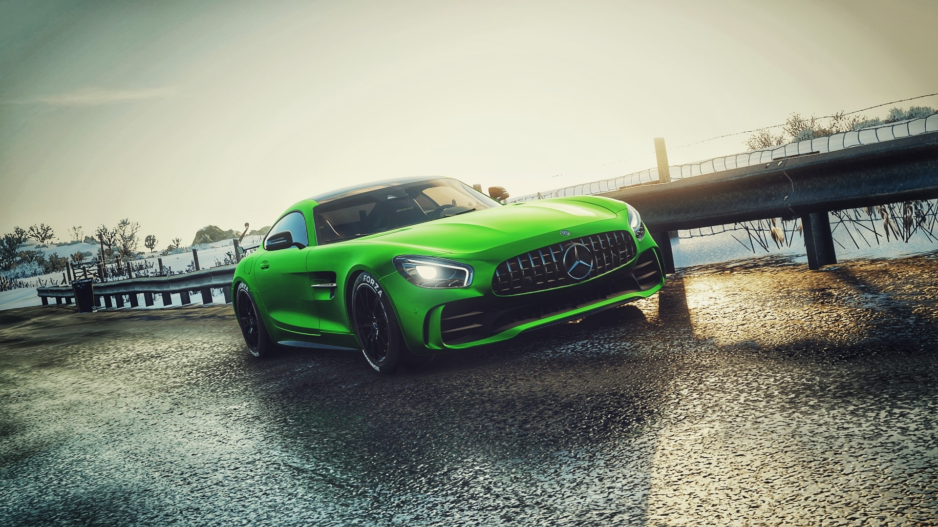 Green Mercedes-AMG GT R in Forza Horizon 4 HD Wallpaper