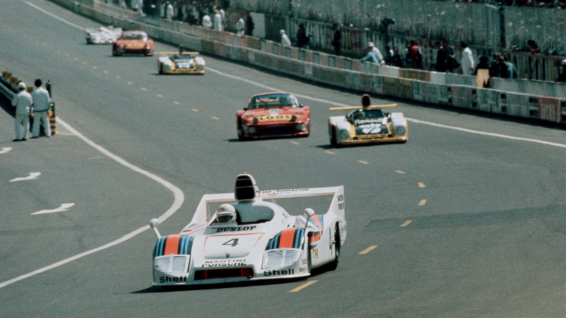 Porsche 936 and 935 race cars at Le Mans HD Wallpaper