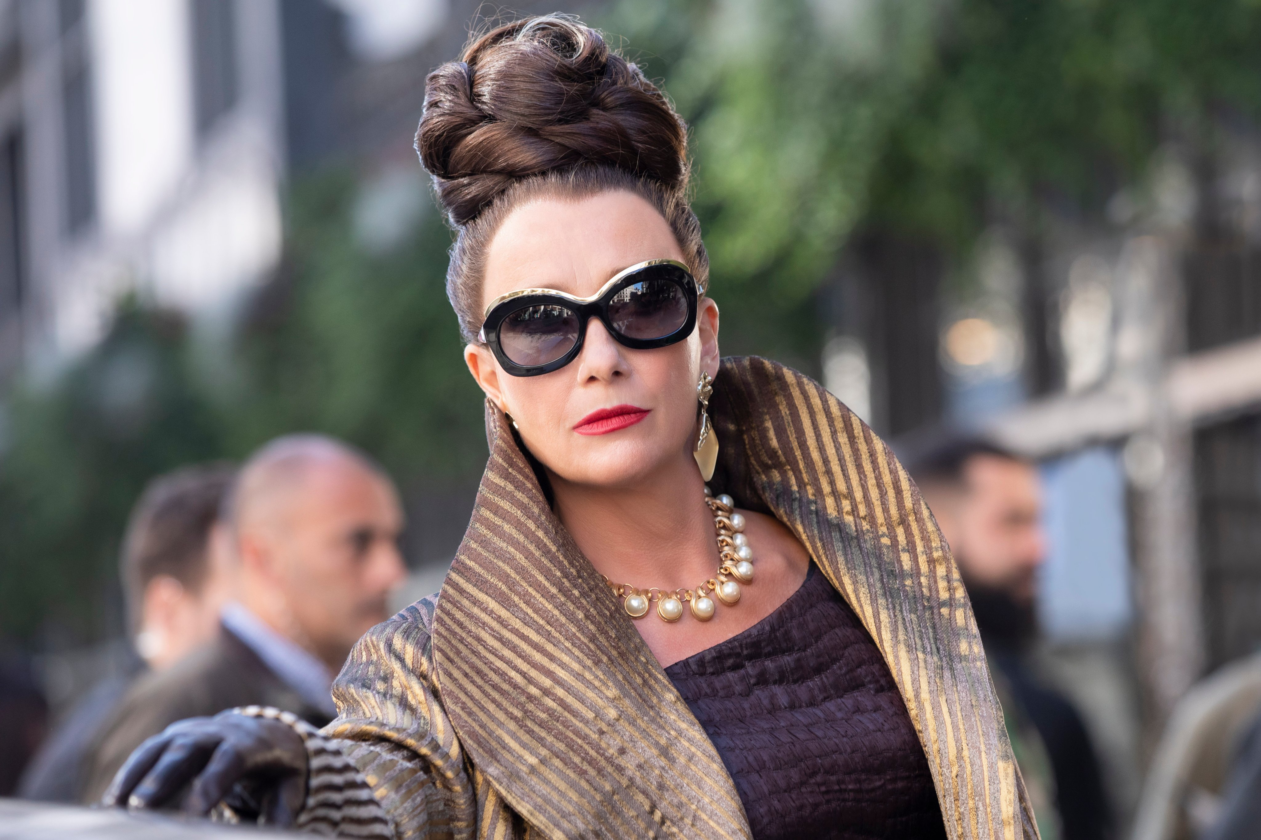 Emma Thompson as Cruella in 4K HD Wallpaper