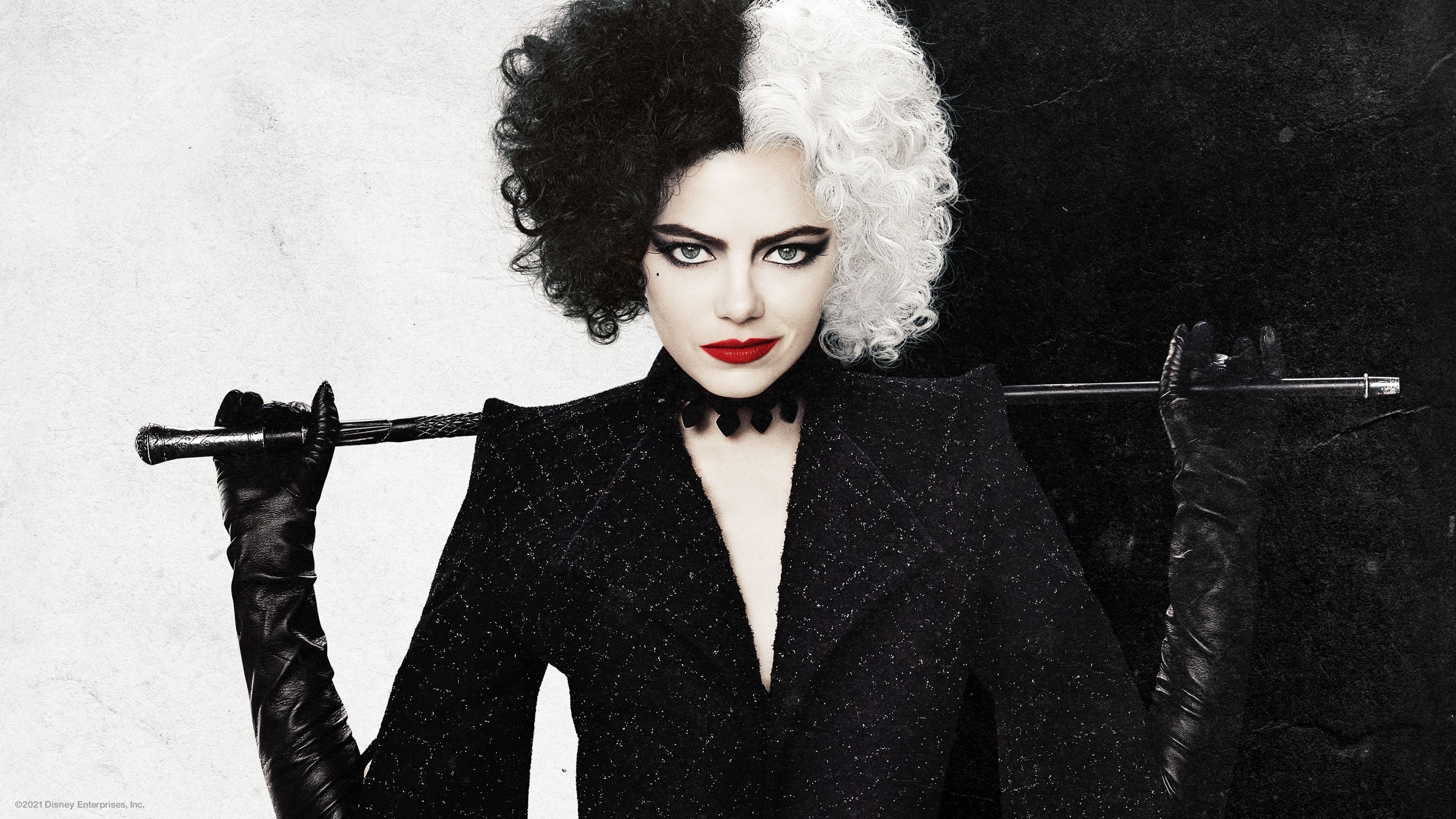 Emma Stone as Cruella de Vil HD Wallpaper