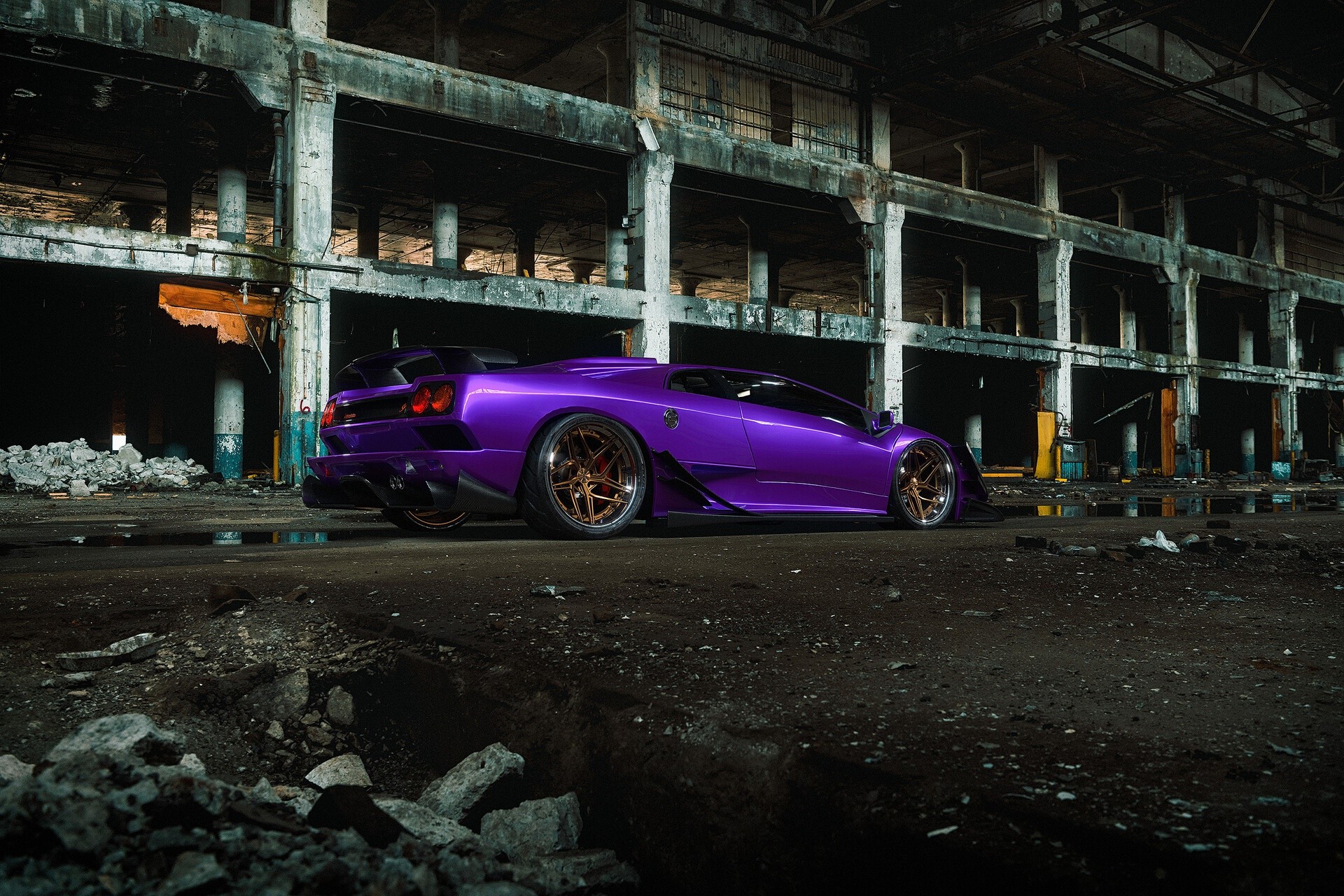 Purple Lamborghini Diablo in abandoned factory HD Wallpaper