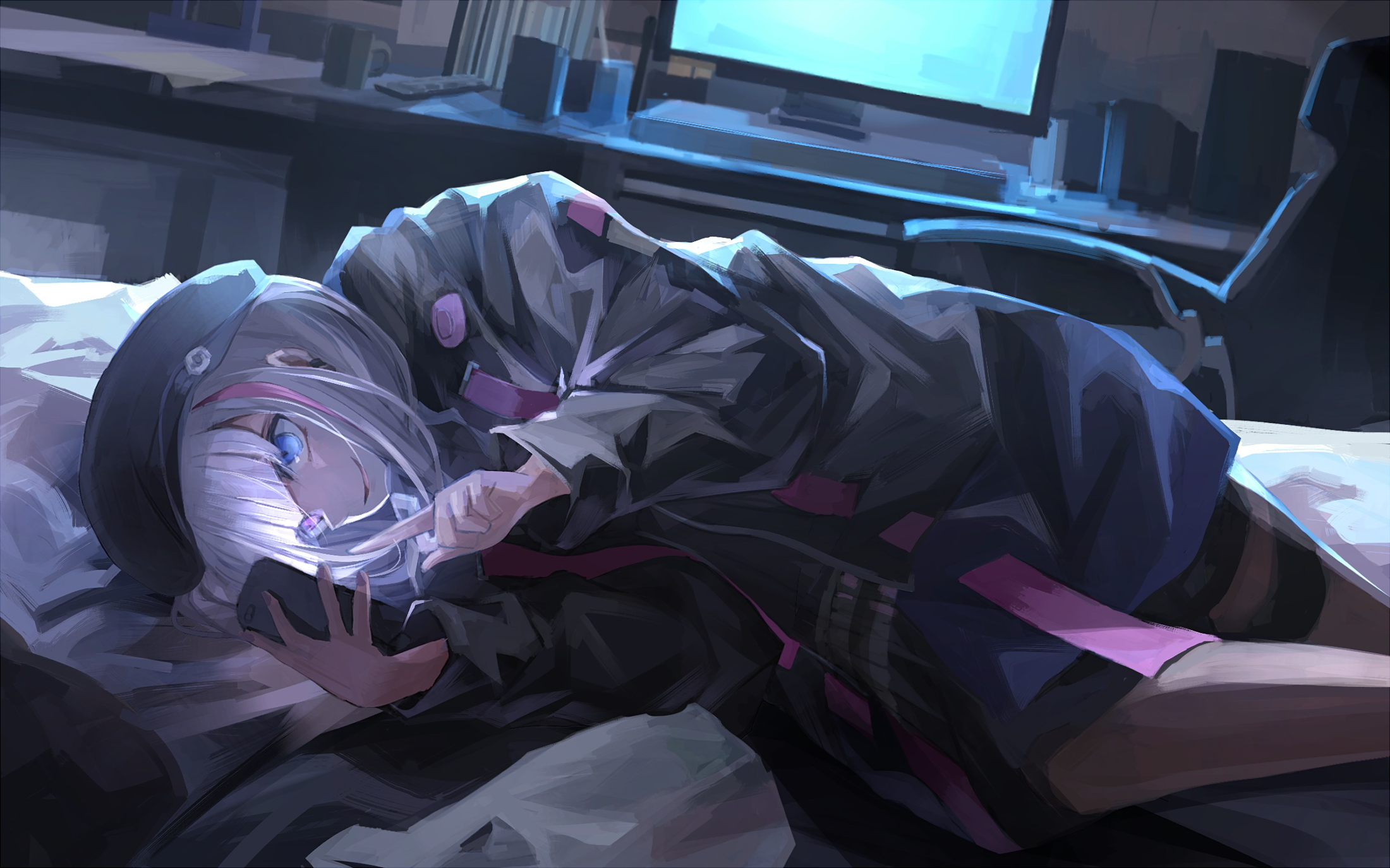 MDR from Girls Frontline lying in bed with a smartphone HD Wallpaper
