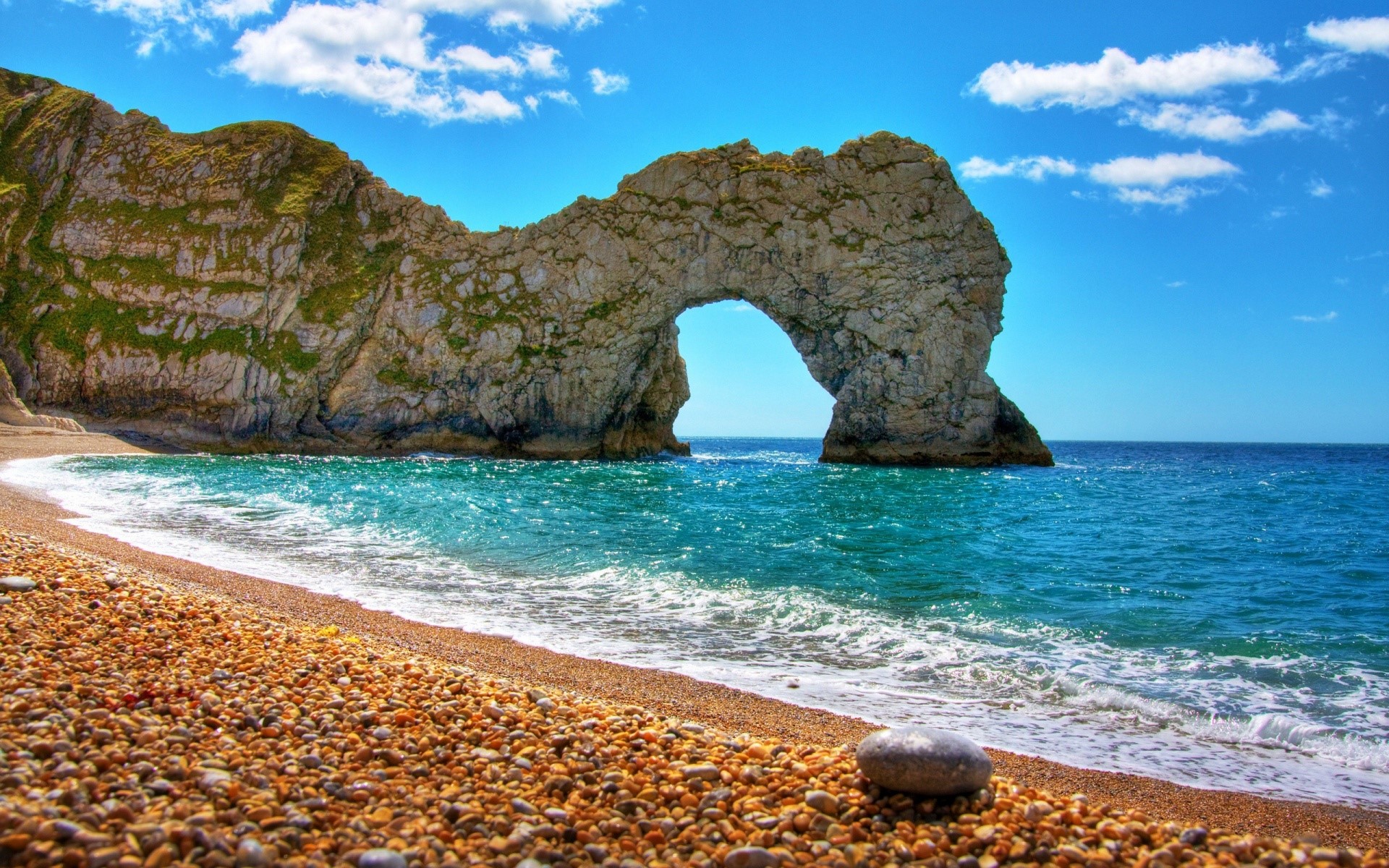 Durdle Door rock formation on Jurassic Coast, England HD Wallpaper