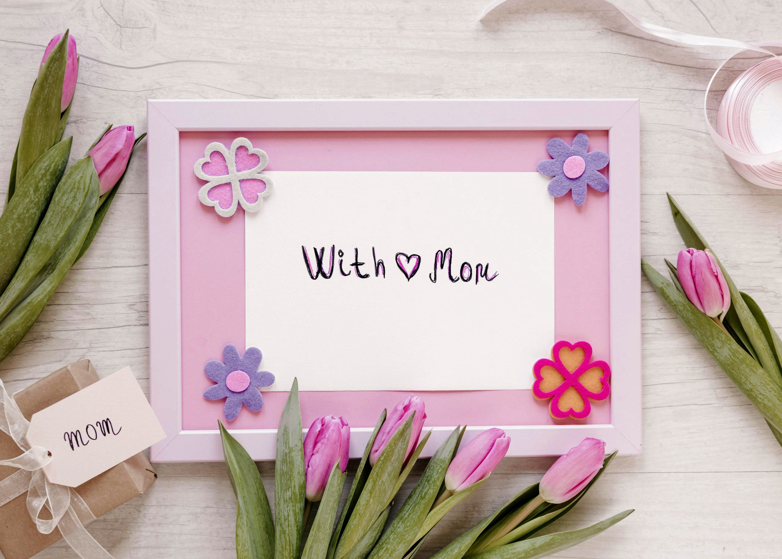 Mother's Day frame with tulips and gift HD Wallpaper