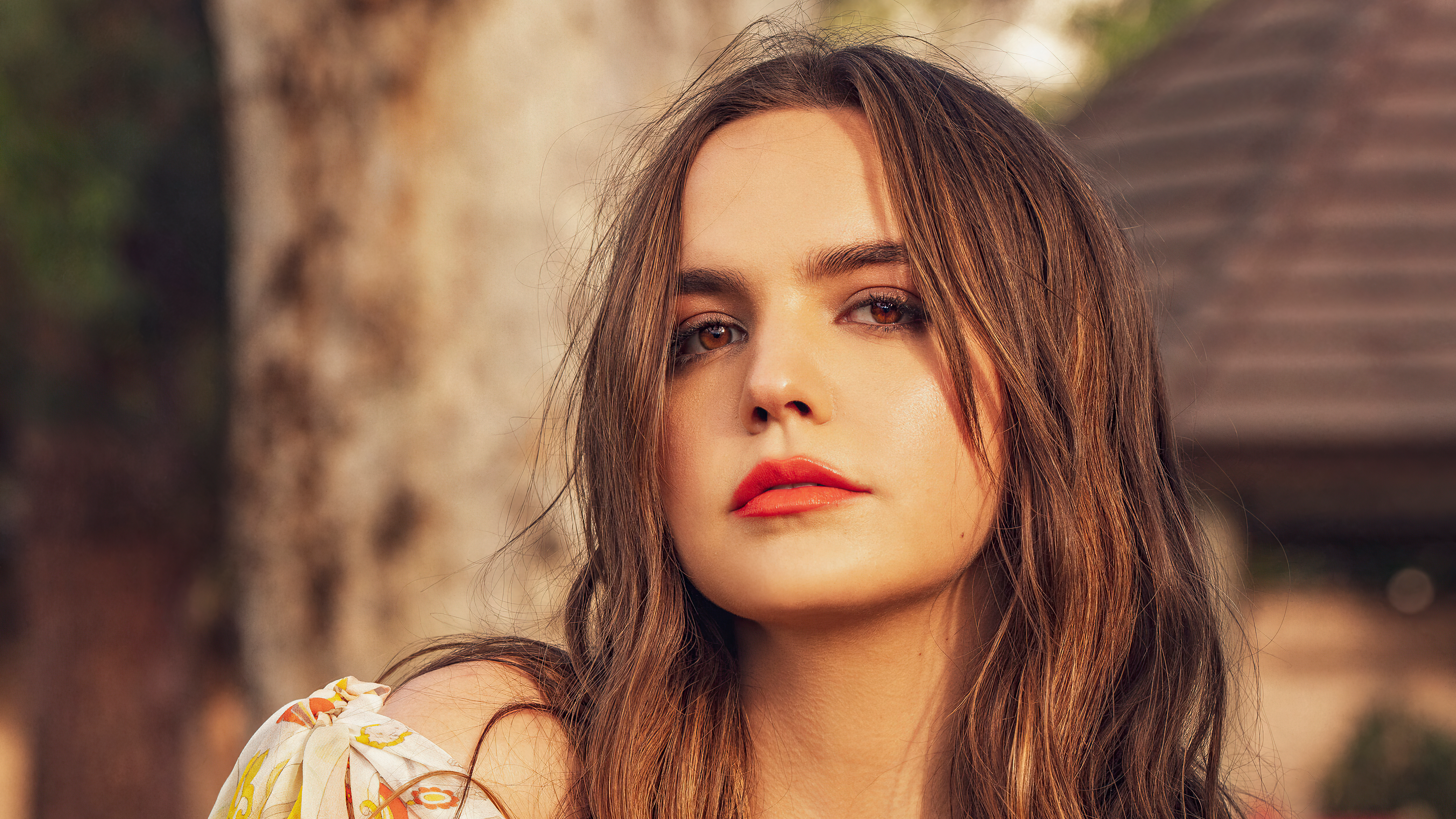 Bailee Madison 4K HD Wallpaper
