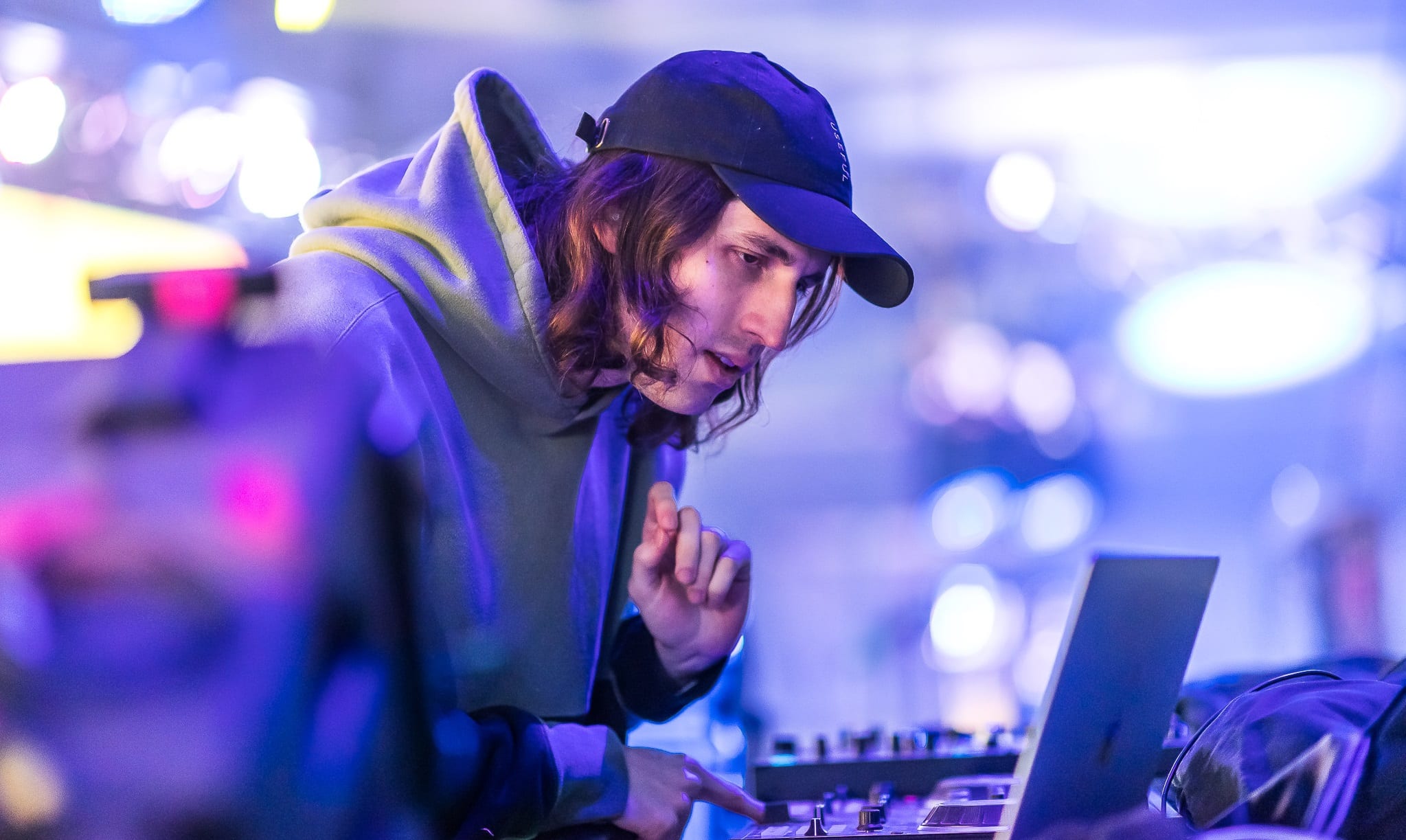 Porter Robinson at DJ Booth HD Wallpaper