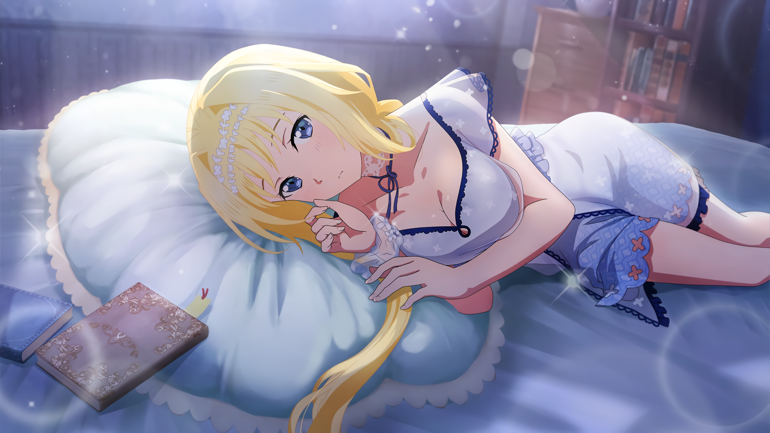Alice Zuberg lying on a bed HD Wallpaper