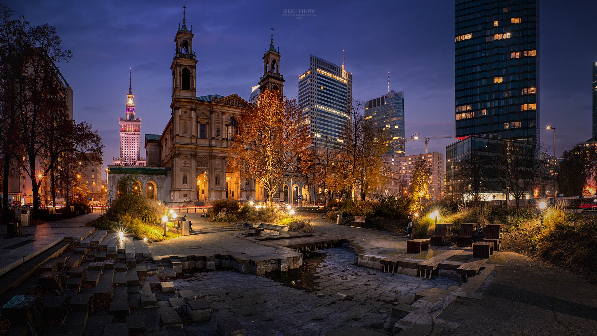 Palace of Culture and Science at Night HD Wallpaper