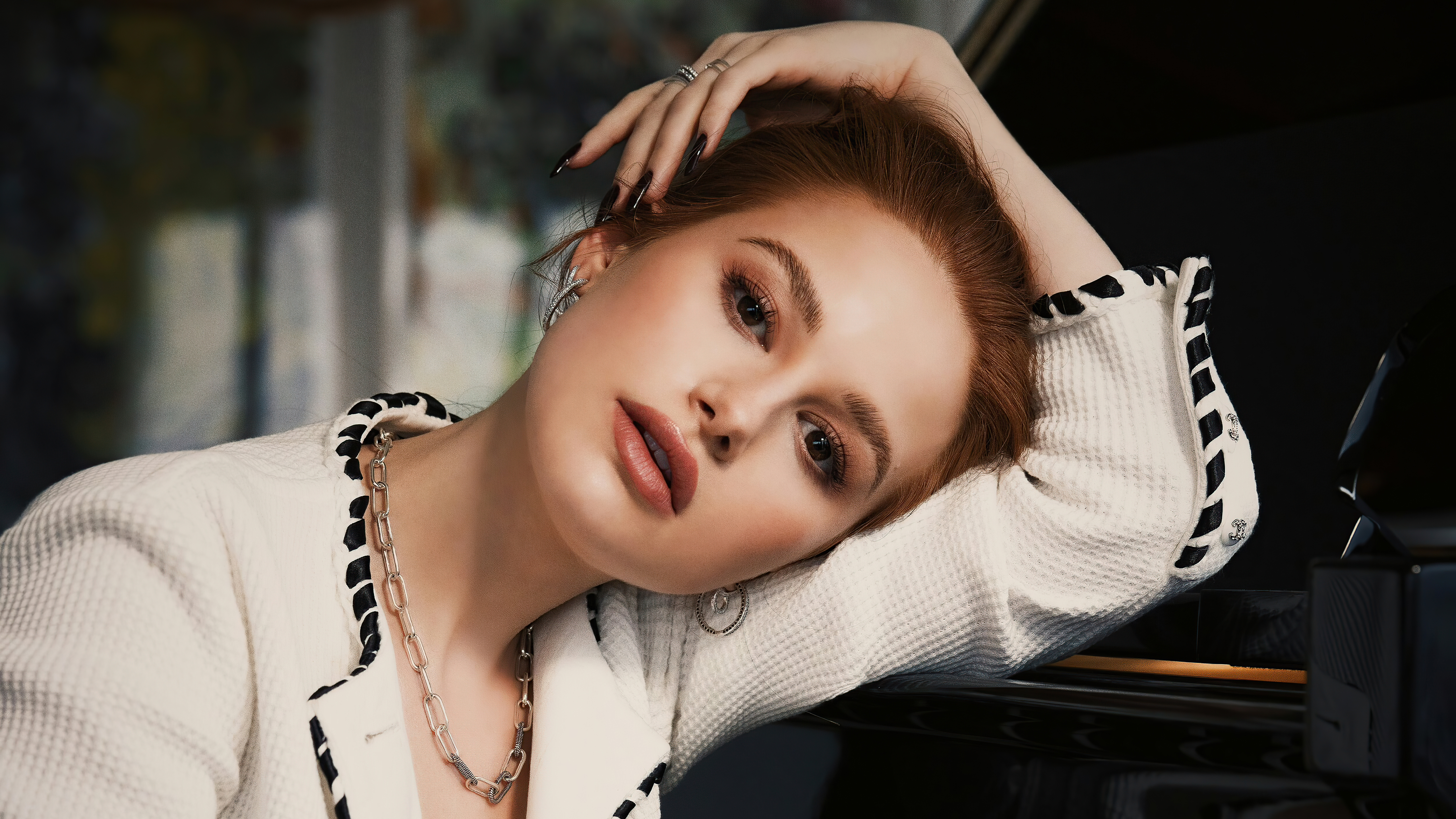 Madelaine Petsch 4K HD Wallpaper