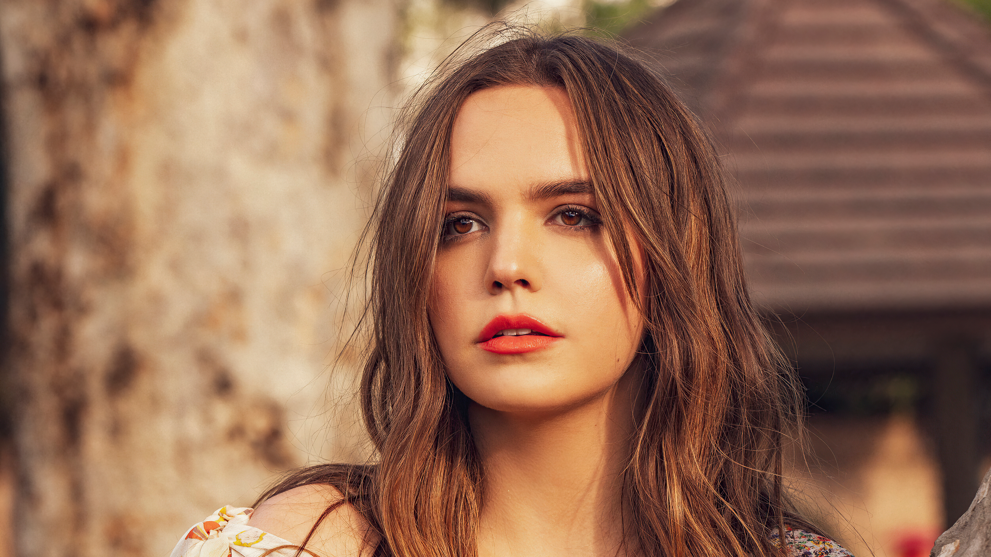 Bailee Madison 4K HD Wallpaper