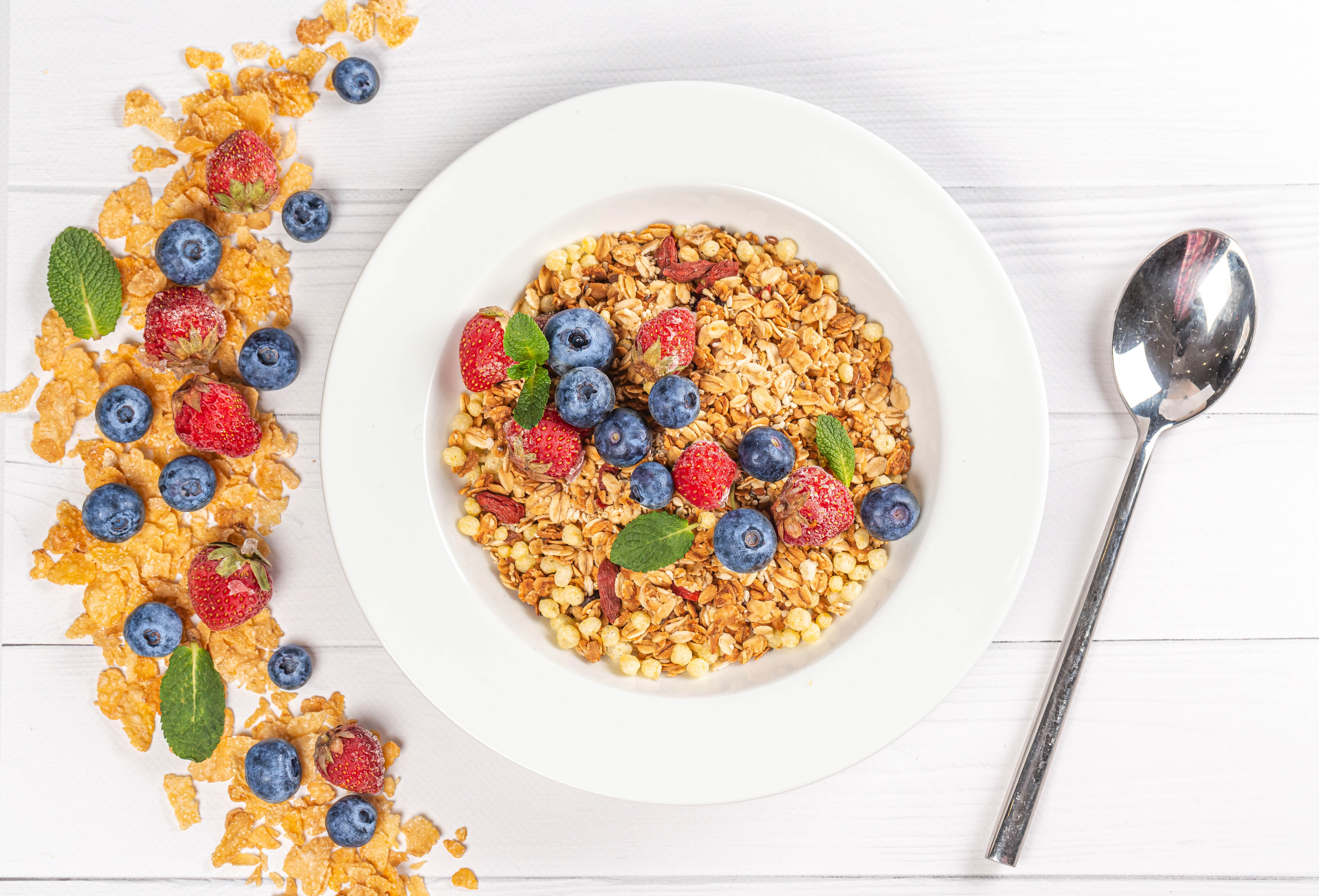 Breakfast with Muesli, Strawberries, and Blueberries HD Wallpaper