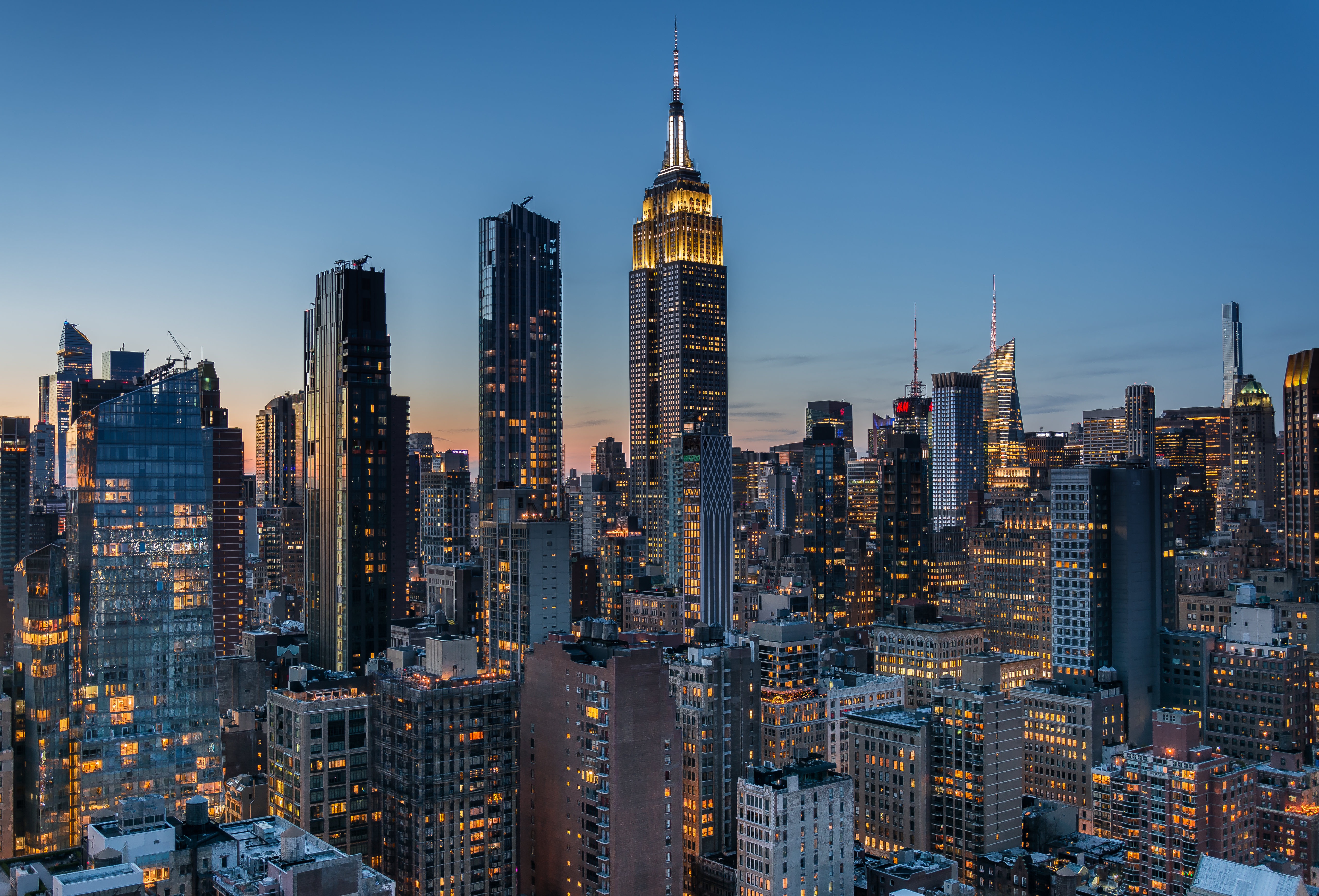 New York City Skyline at Dusk HD Wallpaper