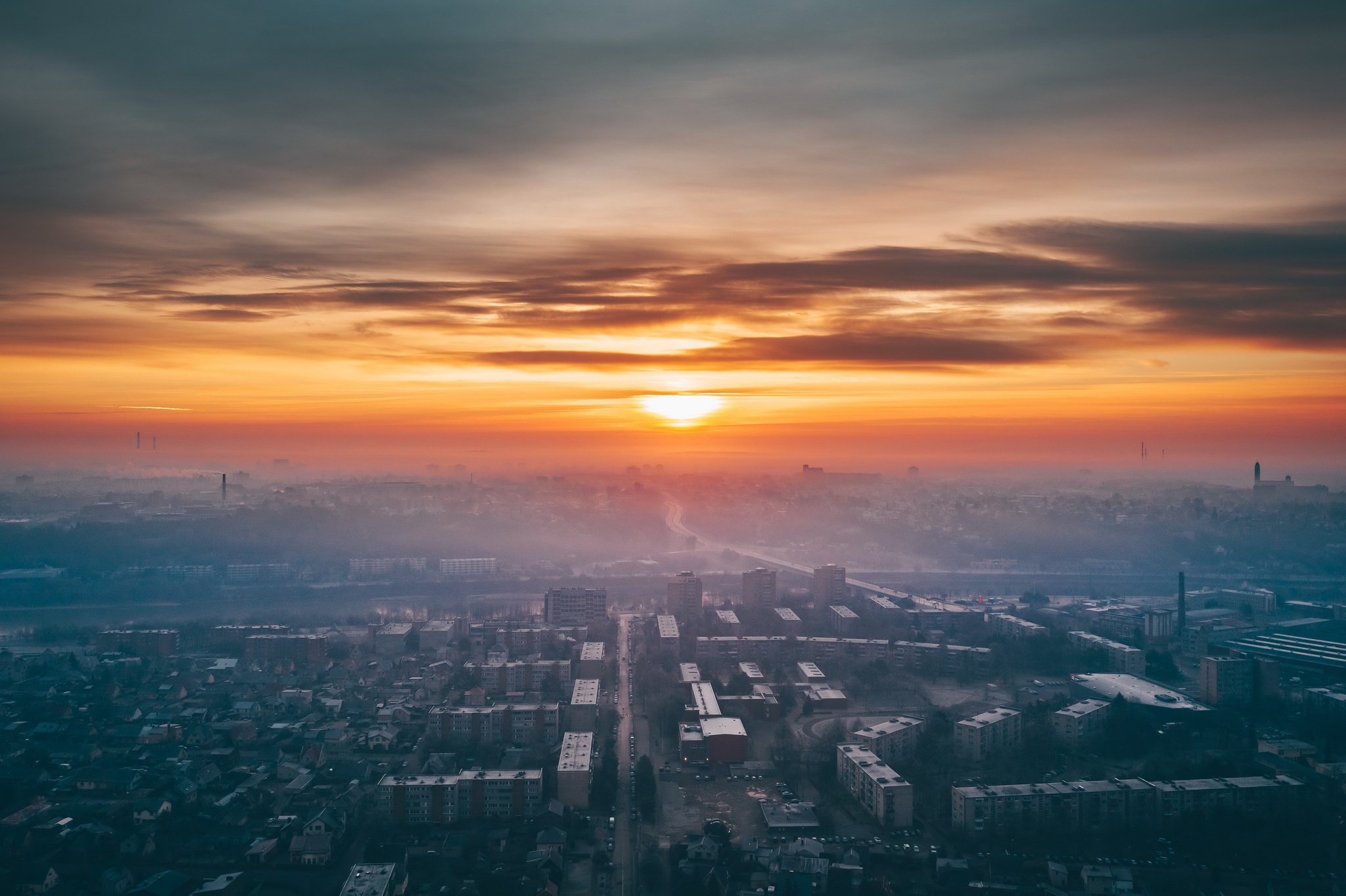 Sunset over Kaunas, Lithuania HD Wallpaper