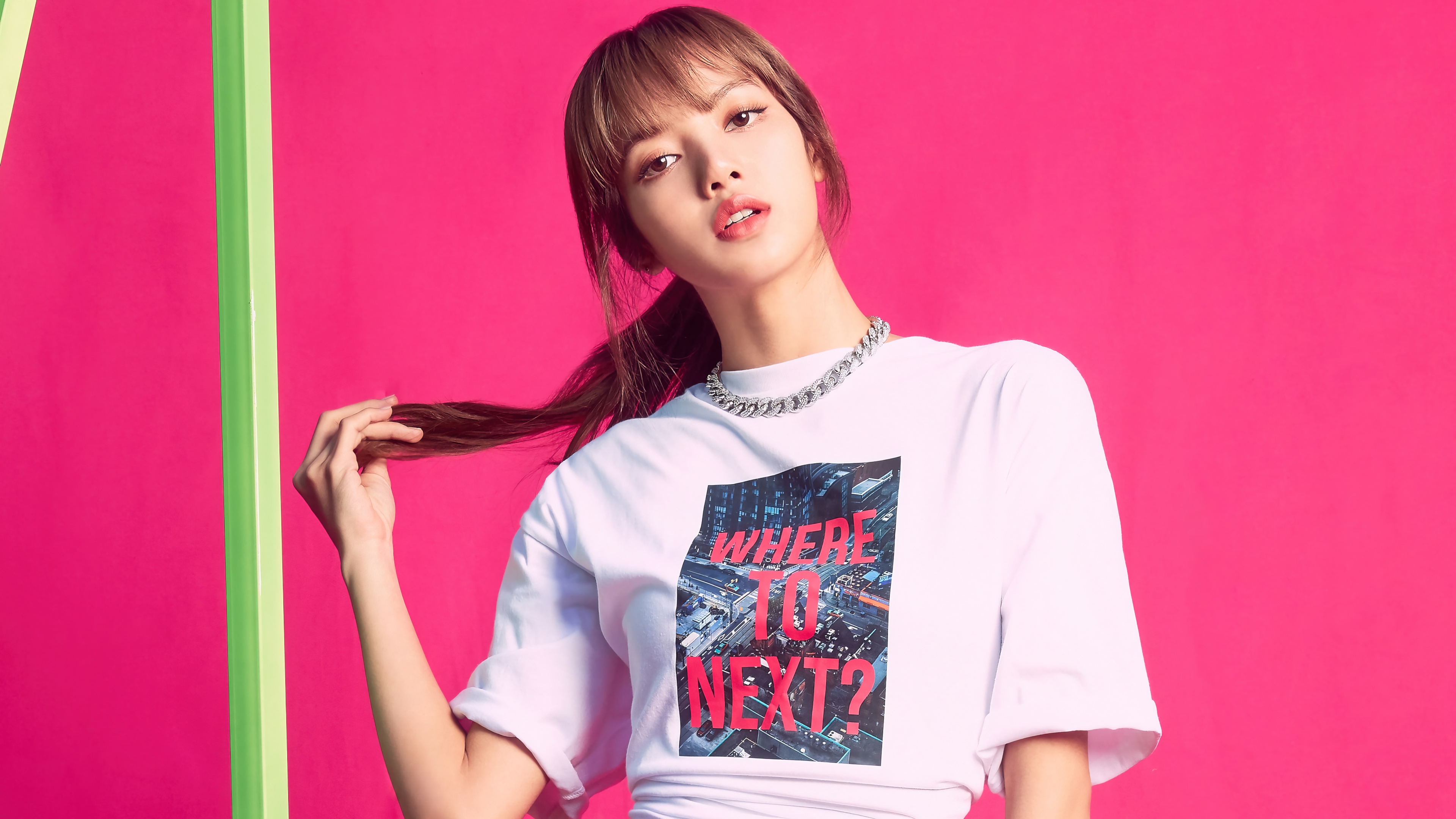 Lisa from BLACKPINK wearing a white t-shirt HD Wallpaper