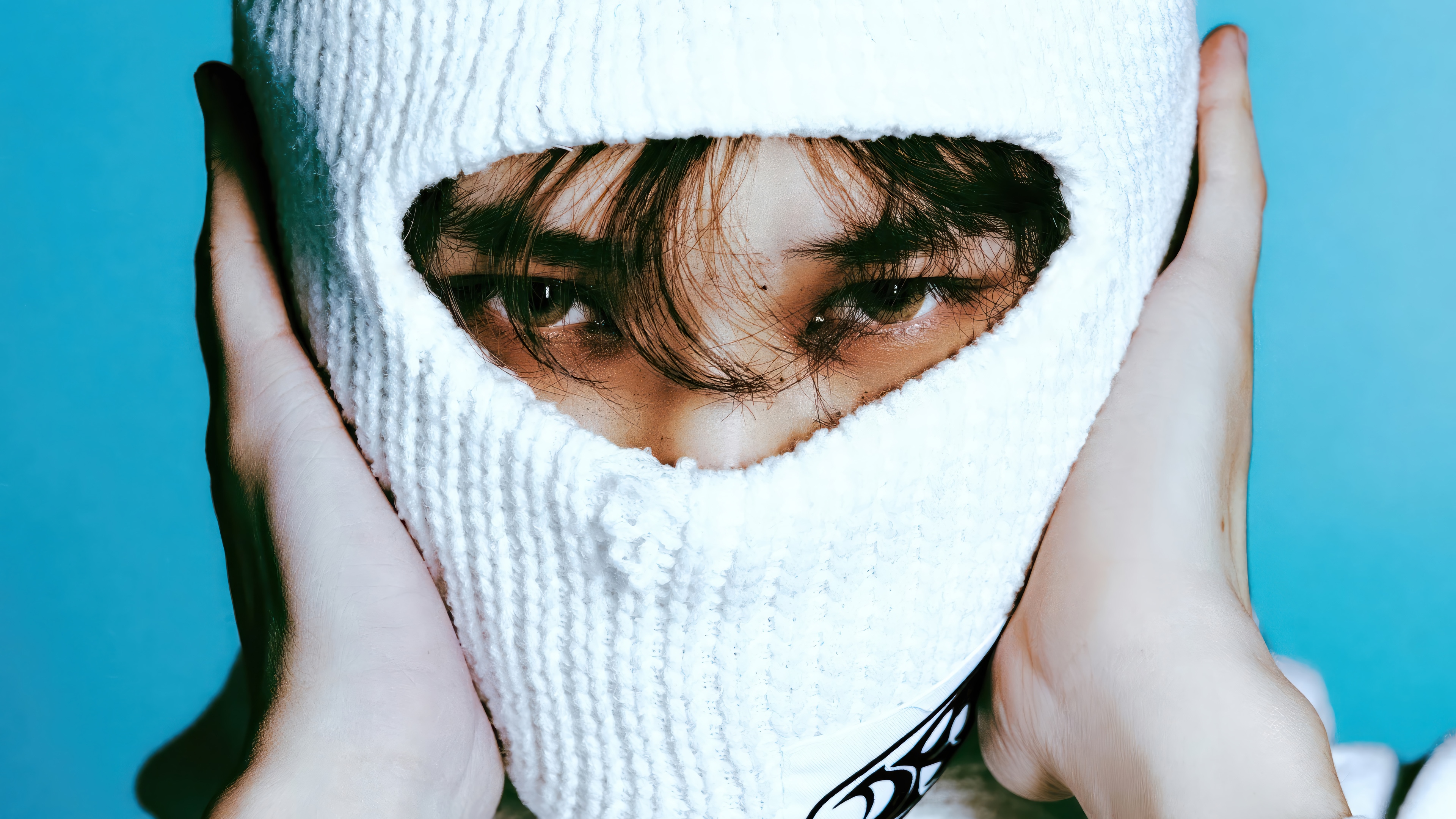 Chenle from NCT DREAM wearing a white balaclava HD Wallpaper