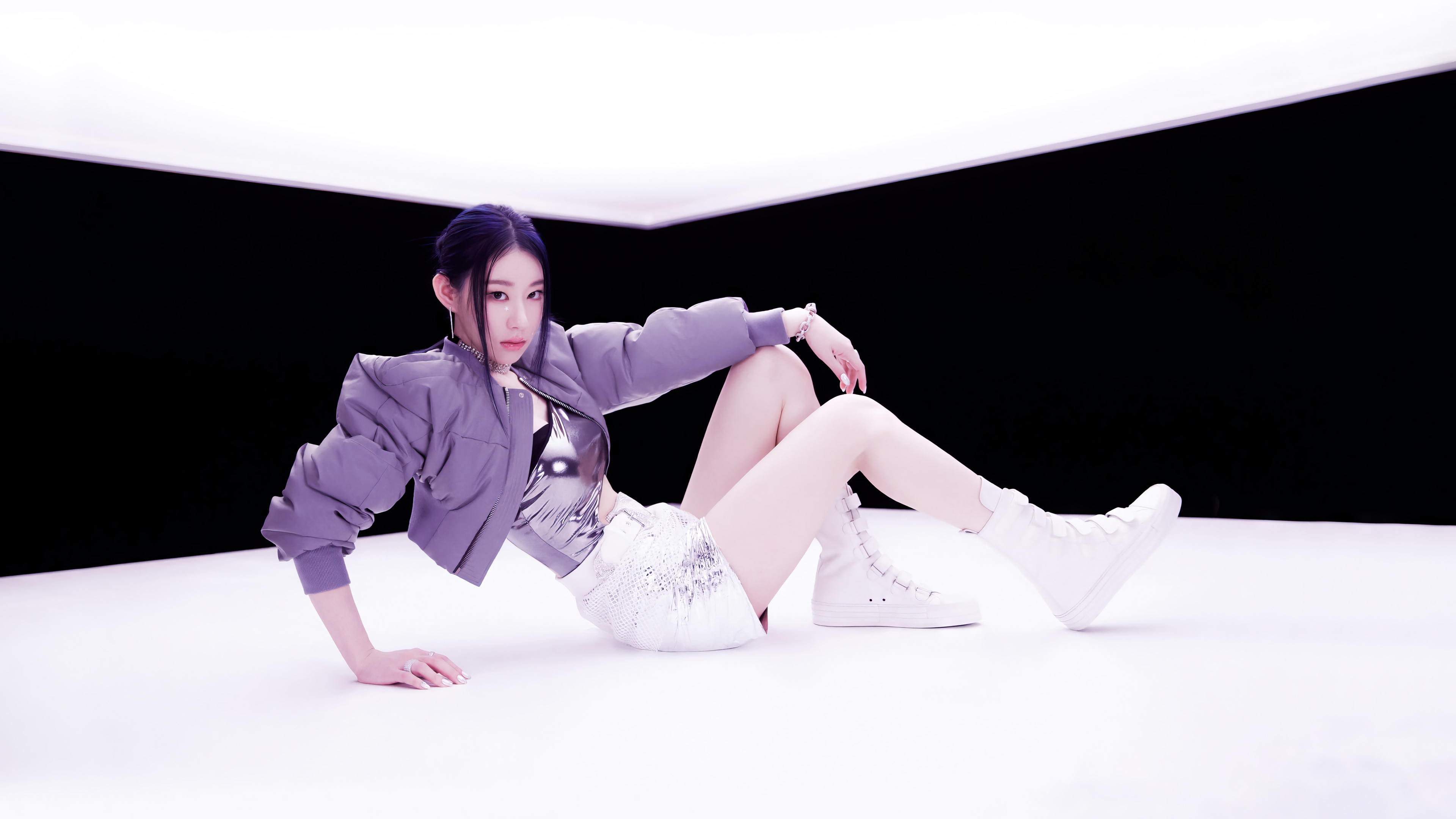 Chaeryeong from ITZY in 4K HD Wallpaper