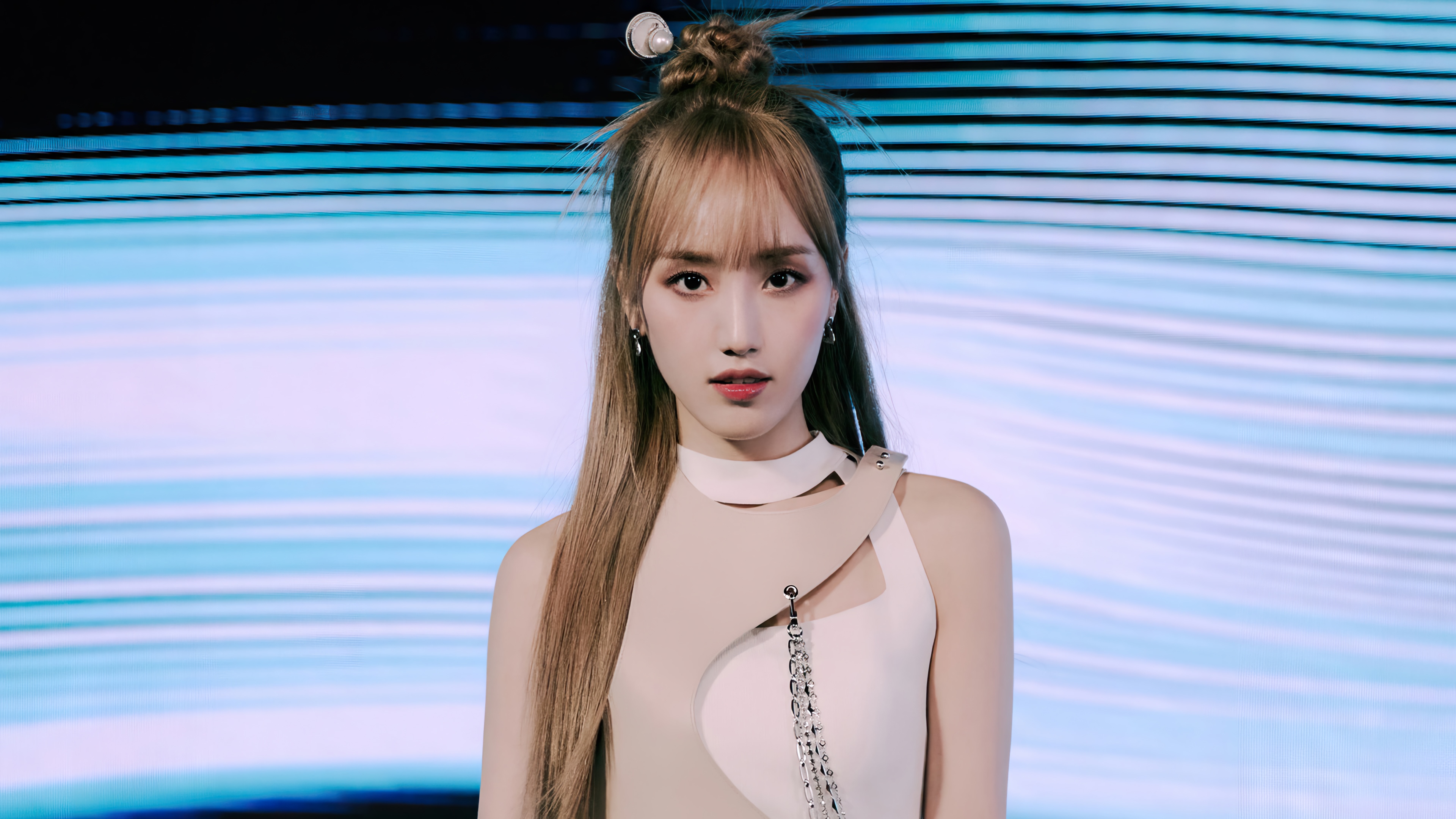Haeyoon from Cherry Bullet in 4K HD Wallpaper