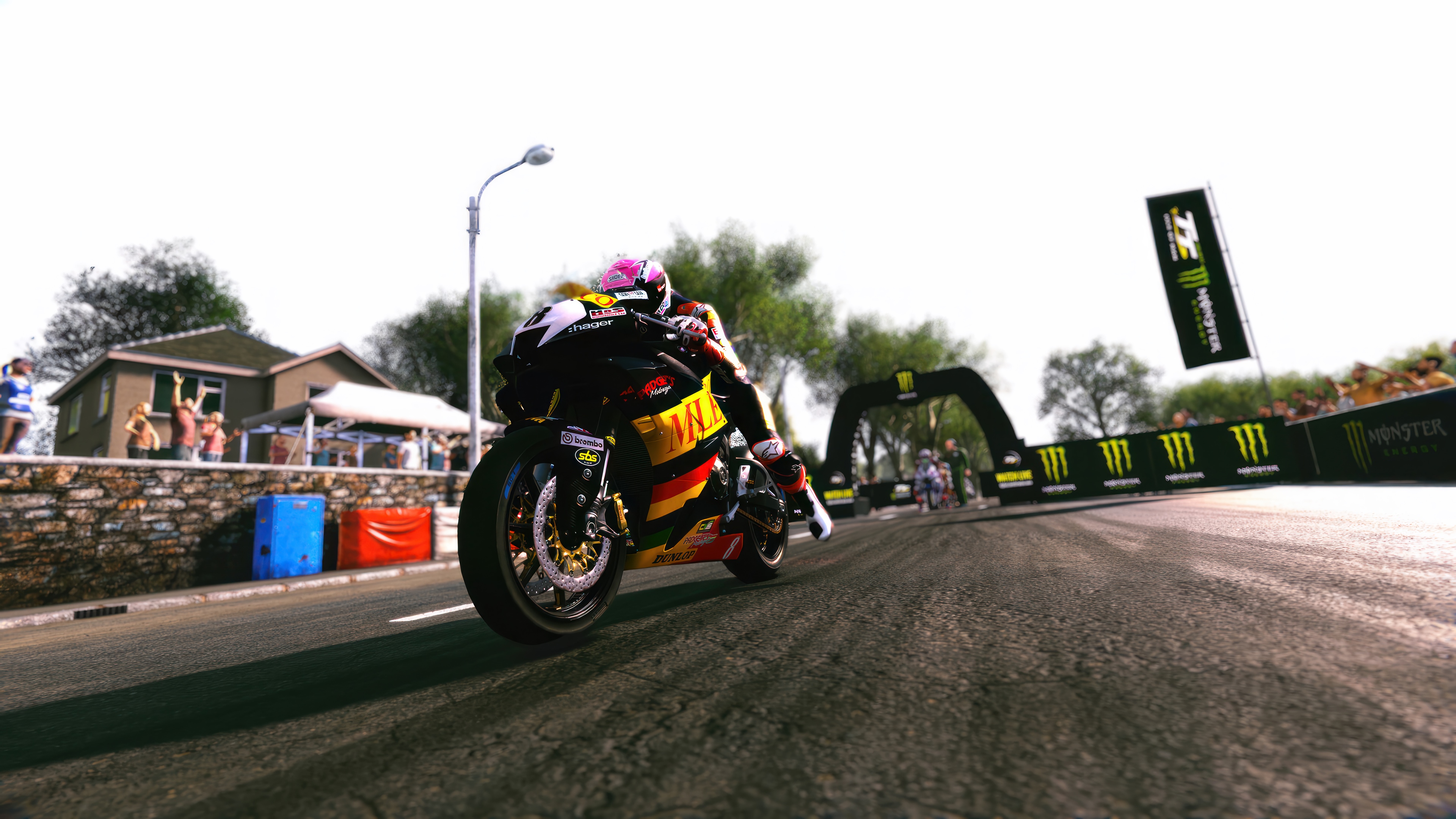 TT Isle of Man: Ride on the Edge 3 Motorcycle Race HD Wallpaper