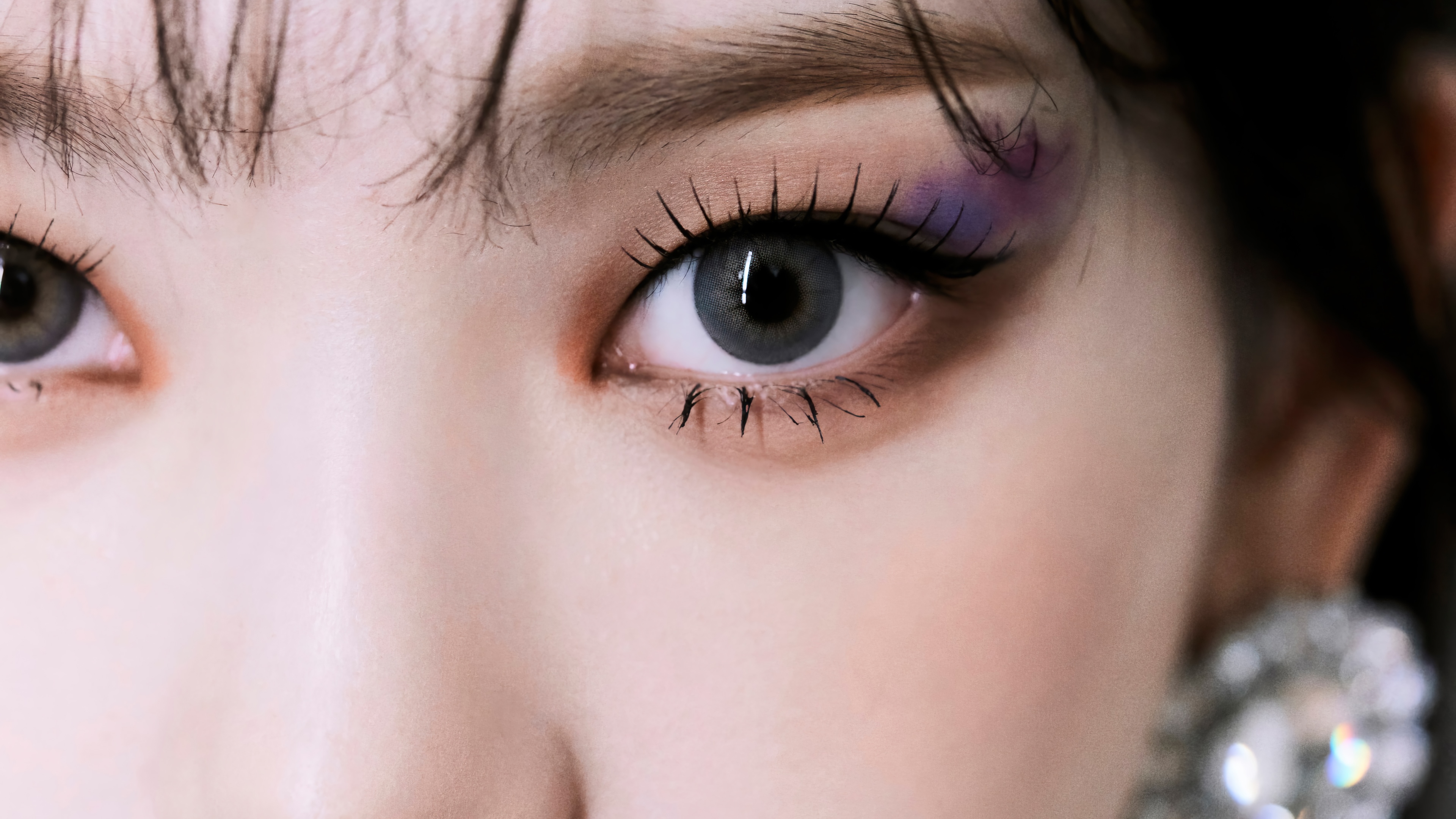 Karina from GOT The Beat with purple eyeshadow HD Wallpaper