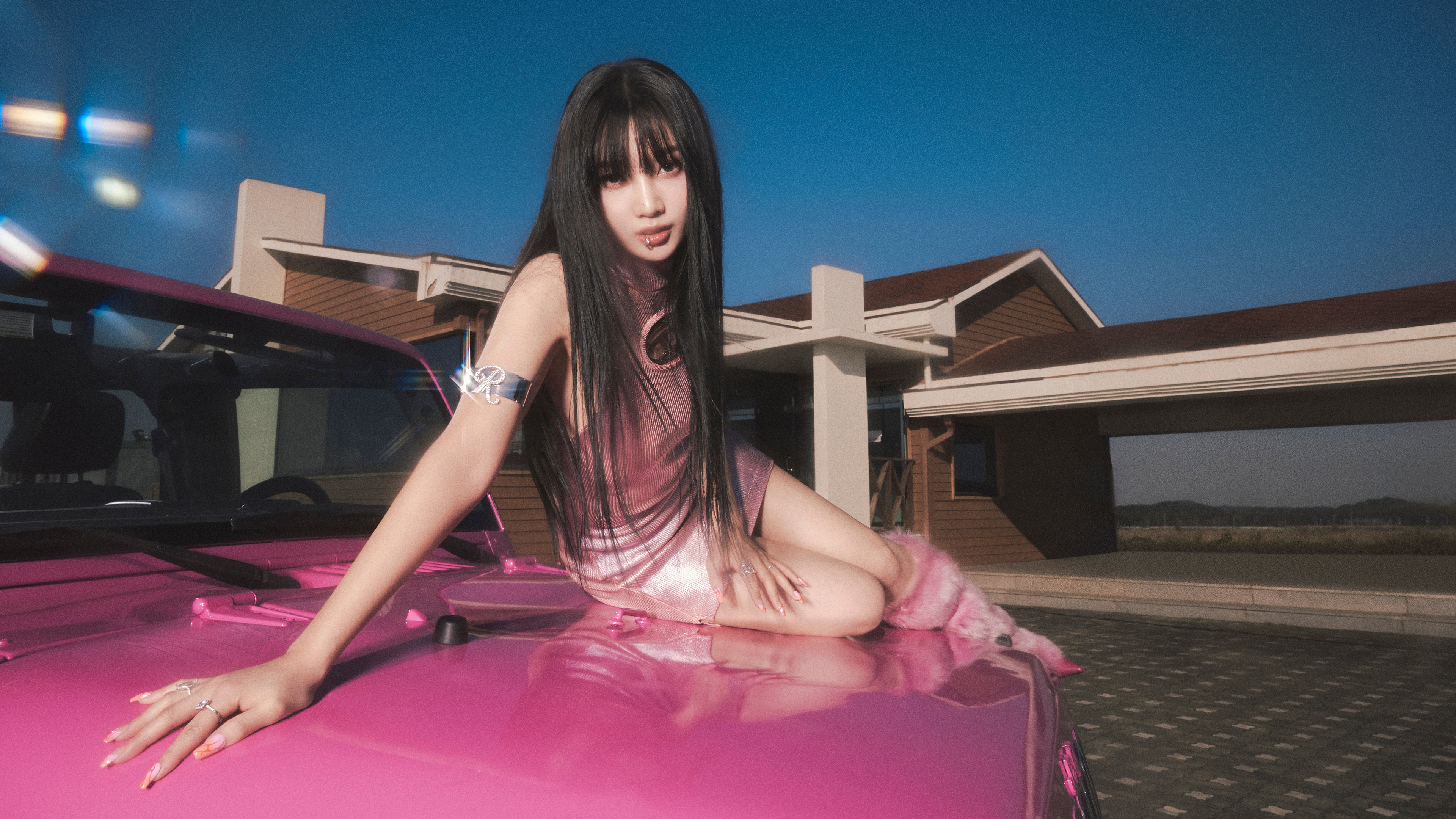 Joy from Red Velvet on a pink car HD Wallpaper