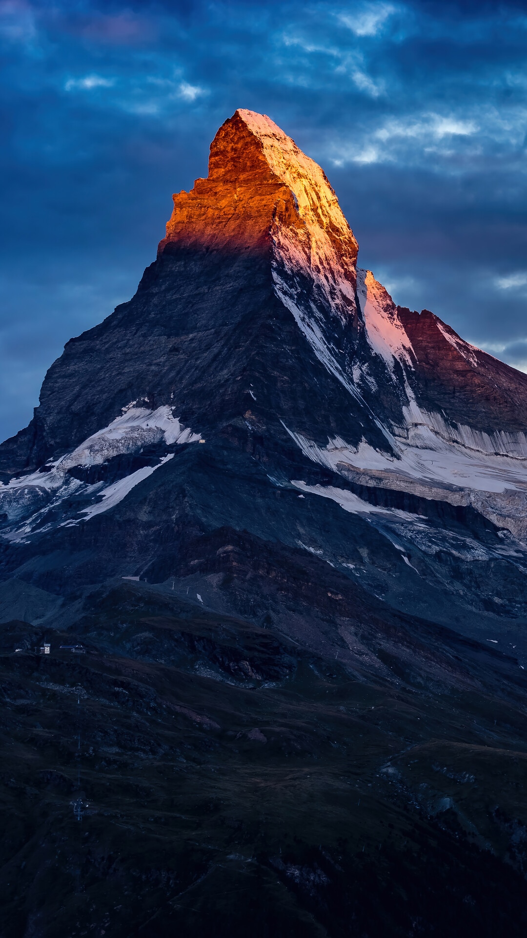 The Matterhorn mountain at sunrise HD Phone Wallpaper