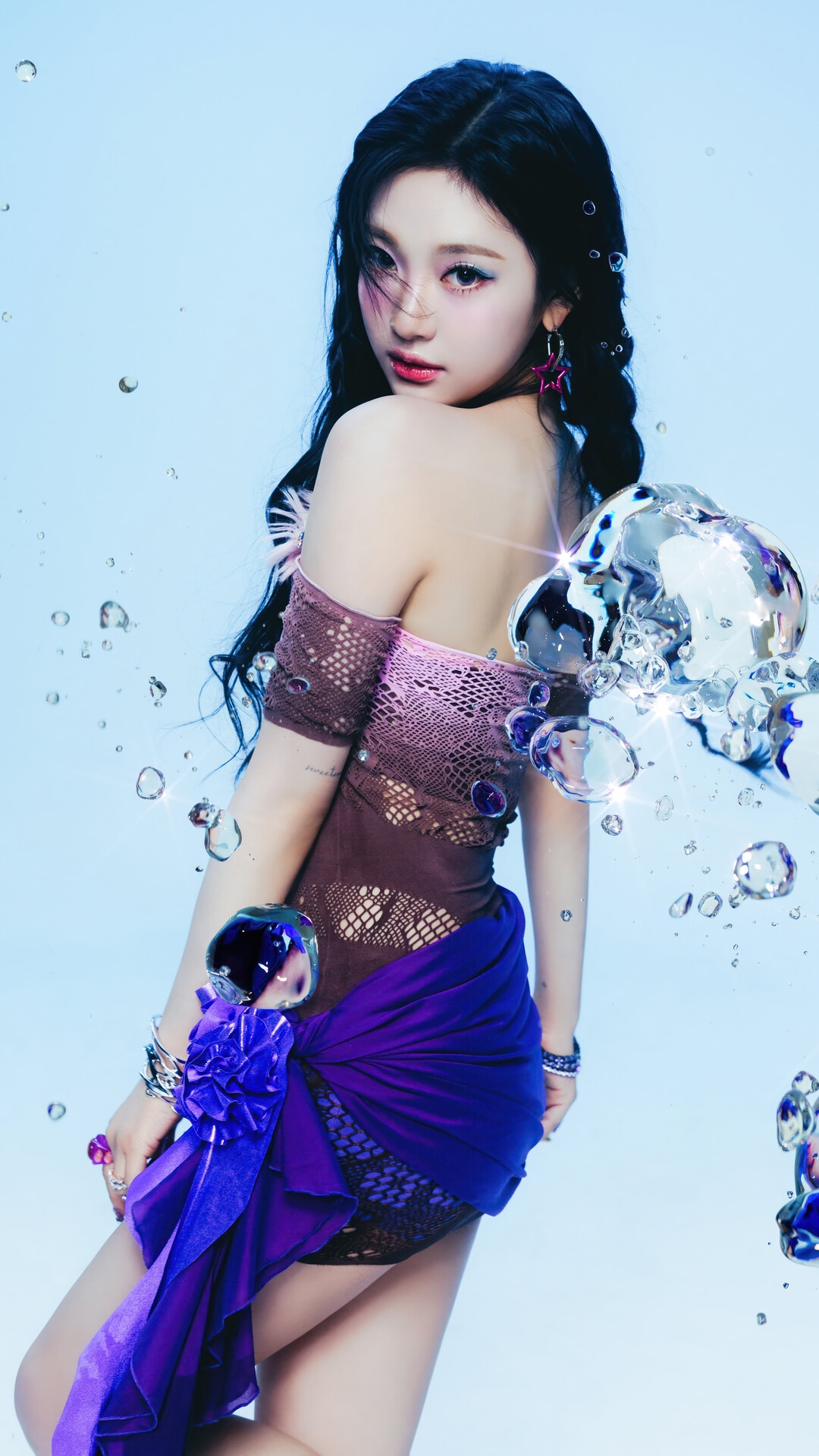 Ningning from Aespa in a purple and brown outfit HD Phone Wallpaper