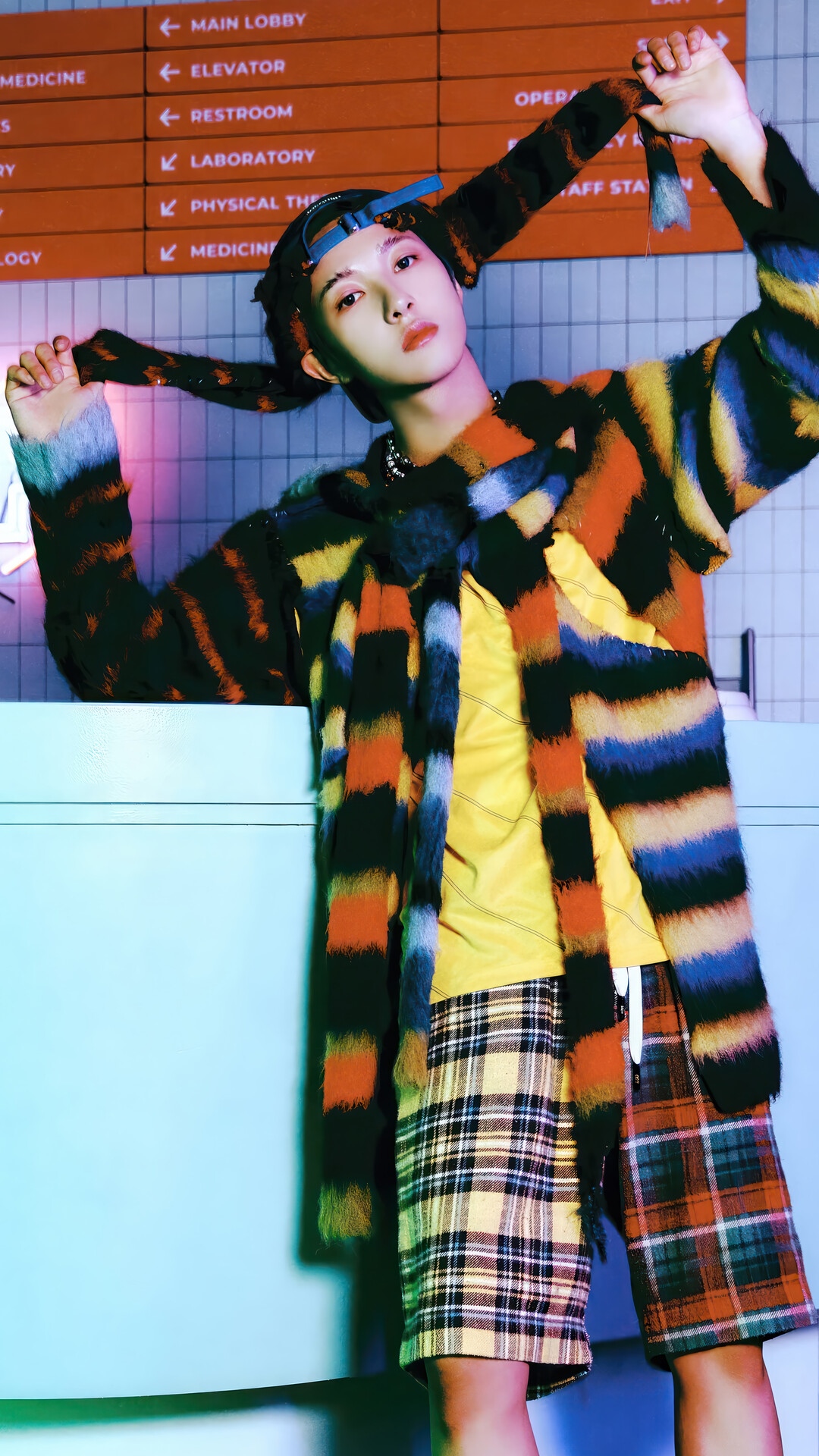 Renjun from NCT DREAM in colorful outfit HD Phone Wallpaper